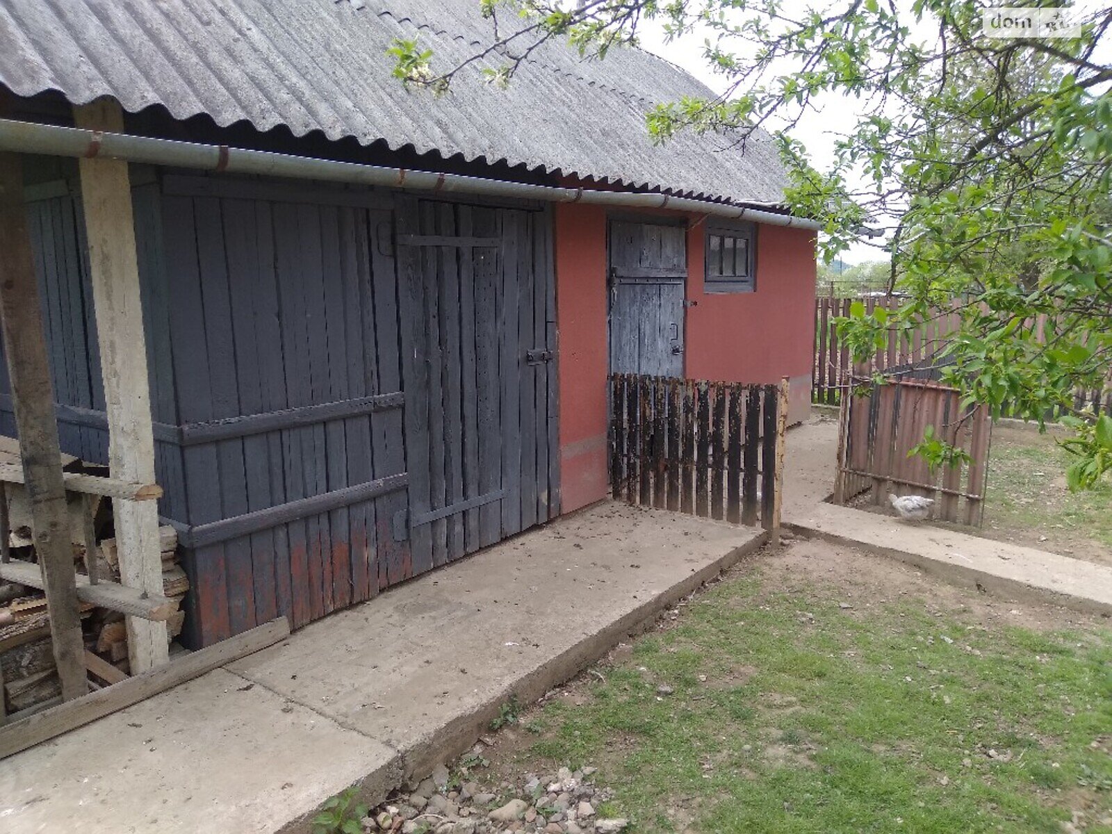 двоповерховий будинок з опаленням, 120 кв. м, цегла. Продаж у Назавизові фото 1 двоповерховий будинок з опаленням, 120 кв. м, цегла. Продаж у Назавизові фото 1