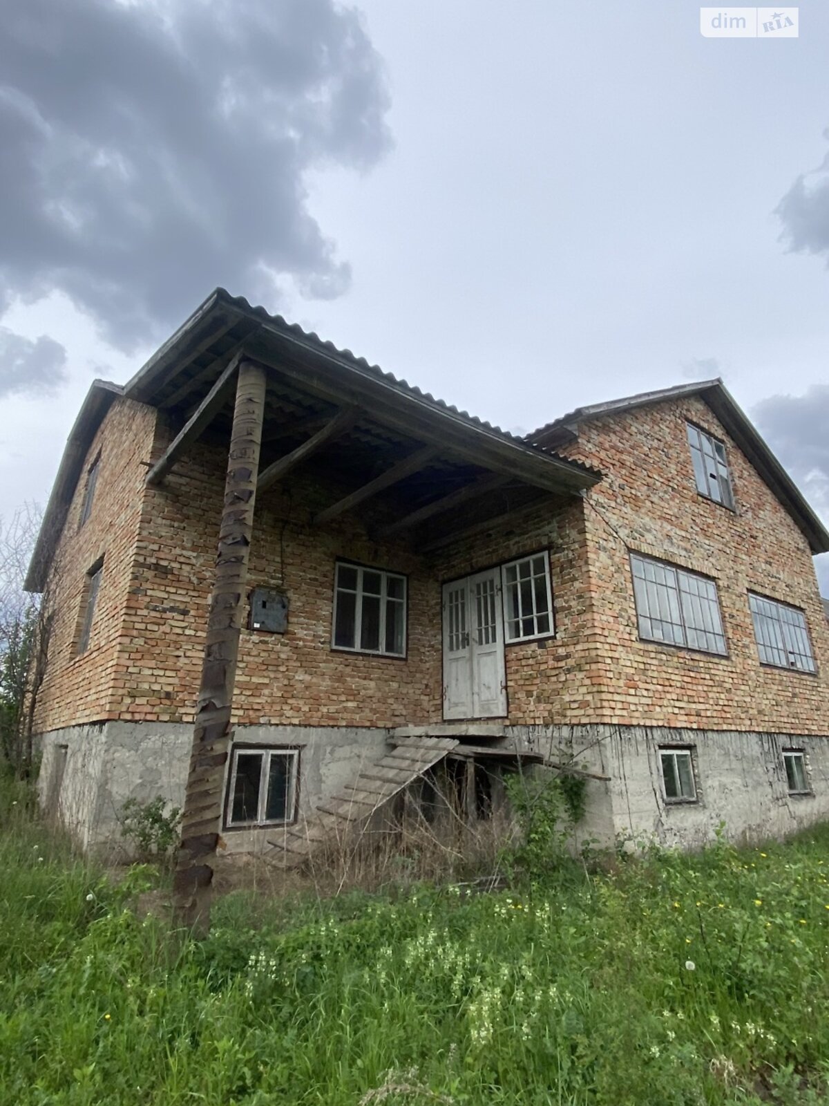 двухэтажный дом, 90 кв. м, кирпич. Продажа в Накваше фото 1 двухэтажный дом, 90 кв. м, кирпич. Продажа в Накваше фото 1