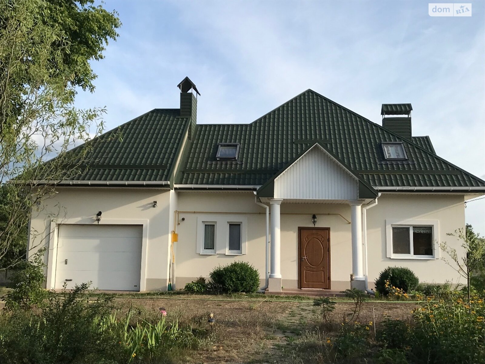 двухэтажный дом с балконом, 215.2 кв. м, монолит. Продажа в Нечаевке фото 1 двухэтажный дом с балконом, 215.2 кв. м, монолит. Продажа в Нечаевке фото 1