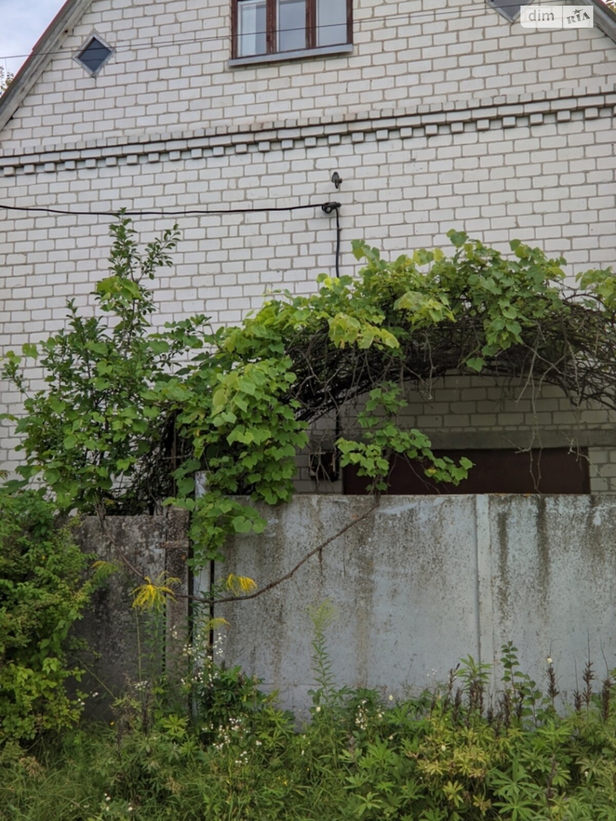 трехэтажный дом с балконом, 142 кв. м, кирпич. Продажа в Неграшах фото 1 трехэтажный дом с балконом, 142 кв. м, кирпич. Продажа в Неграшах фото 1
