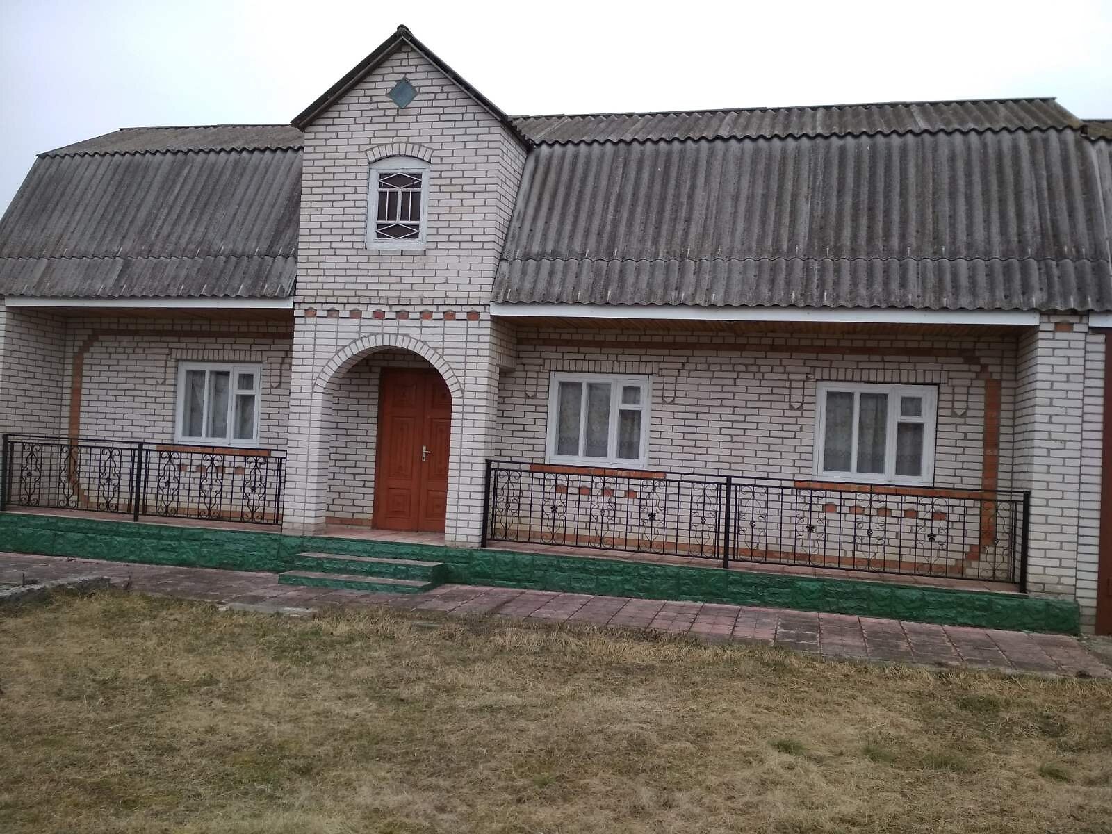 одноэтажный дом с гаражом, 48.5 кв. м, кирпич. Продажа в Немирове район Немиров фото 1 одноэтажный дом с гаражом, 48.5 кв. м, кирпич. Продажа в Немирове район Немиров фото 1