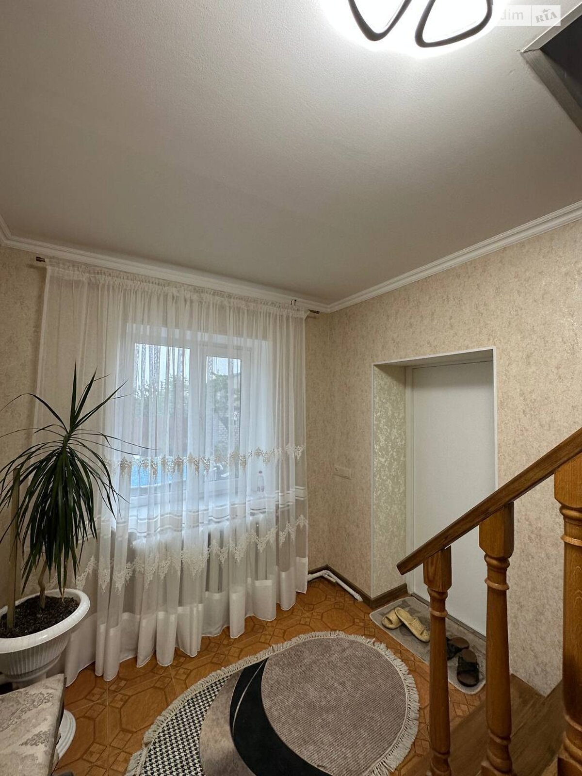 трехэтажный дом с гаражом, 146.8 кв. м, кирпич. Продажа в Нерубайском фото 1 трехэтажный дом с гаражом, 146.8 кв. м, кирпич. Продажа в Нерубайском фото 1