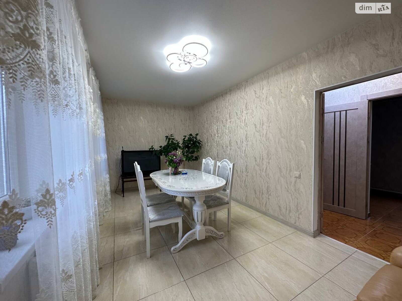 трехэтажный дом с гаражом, 146.8 кв. м, кирпич. Продажа в Нерубайском фото 1 трехэтажный дом с гаражом, 146.8 кв. м, кирпич. Продажа в Нерубайском фото 1