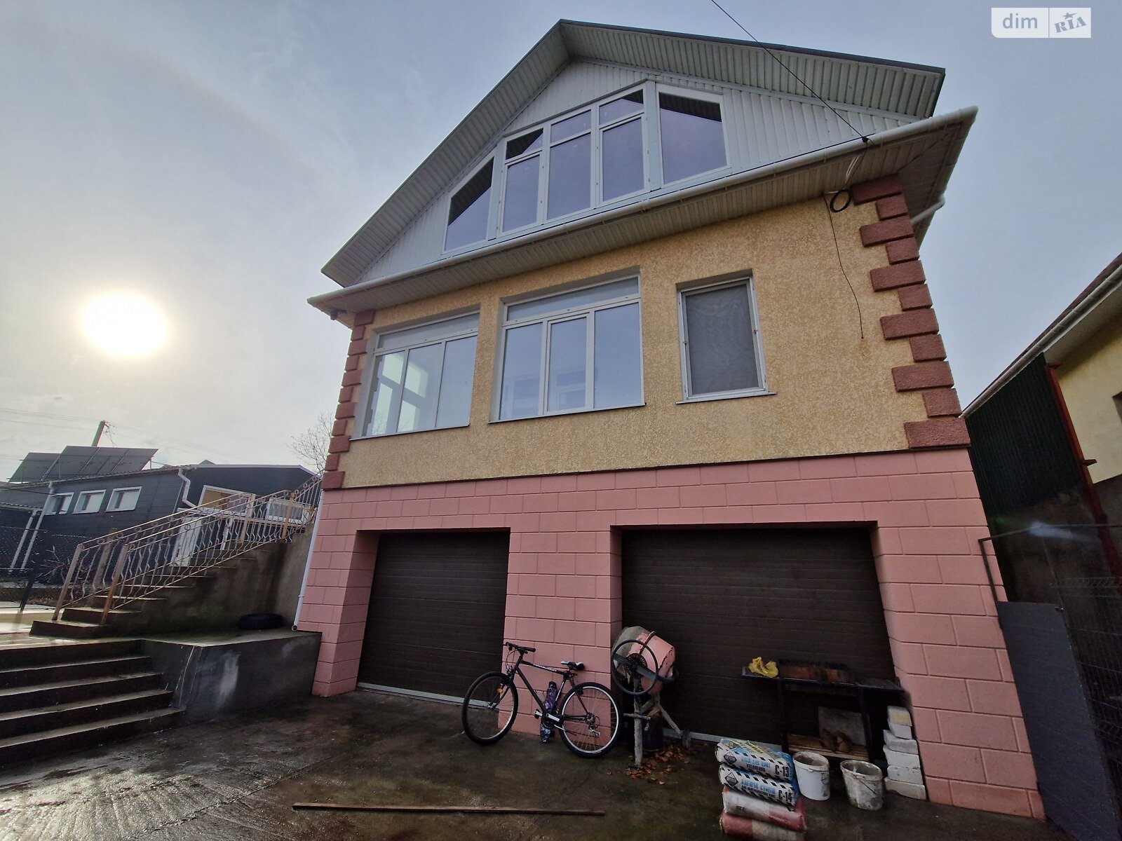 триповерховий будинок з верандою, 264 кв. м, сендвич-панели. Продаж у Нерубайське фото 1