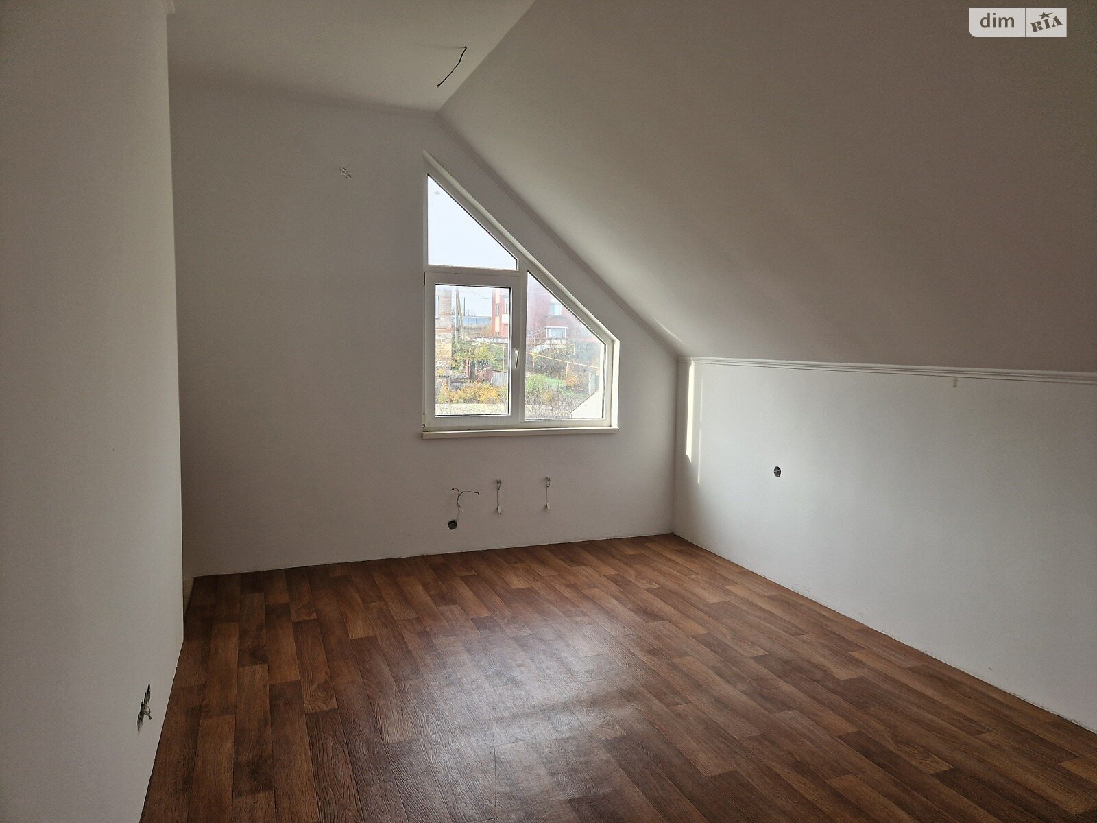 триповерховий будинок з верандою, 264 кв. м, сендвич-панели. Продаж у Нерубайське фото 1