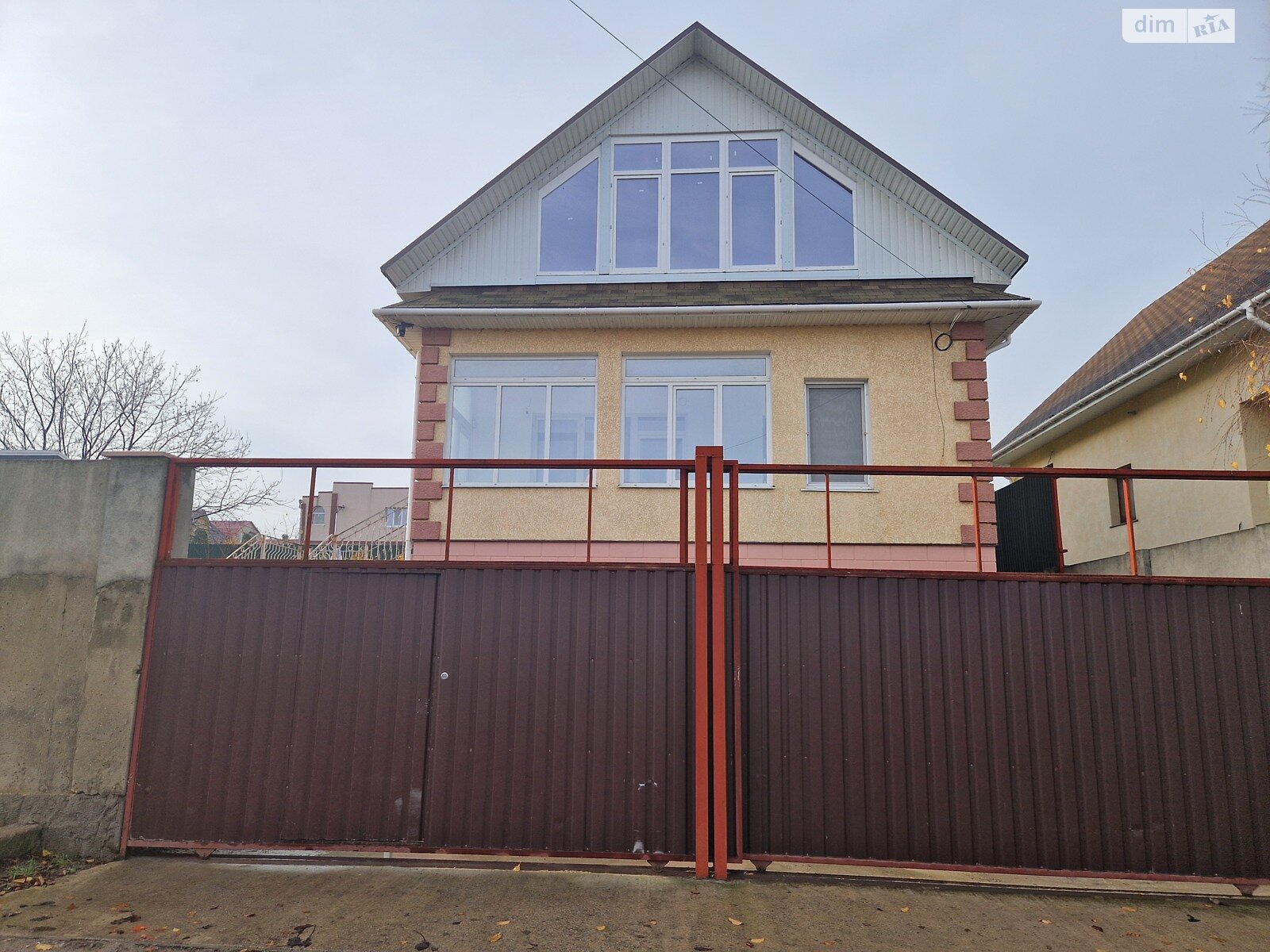 триповерховий будинок з верандою, 264 кв. м, сендвич-панели. Продаж у Нерубайське фото 1