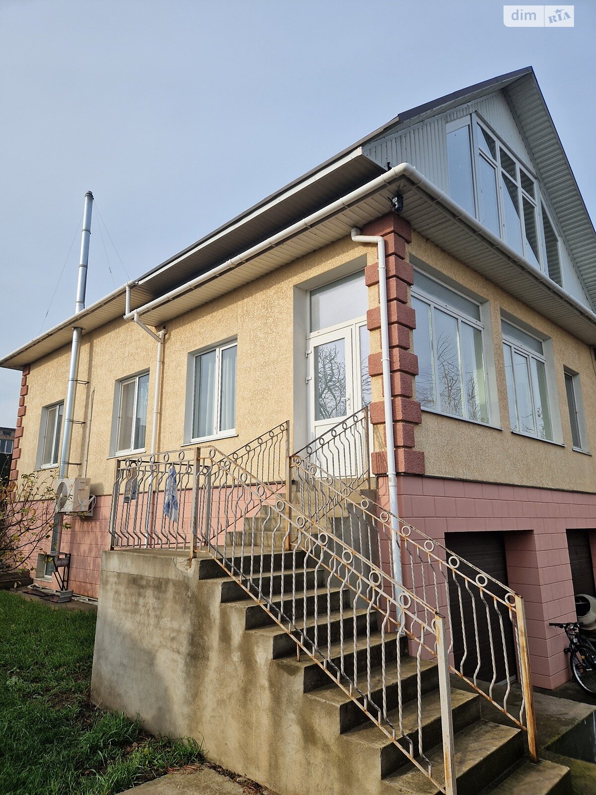 триповерховий будинок з верандою, 264 кв. м, сендвич-панели. Продаж у Нерубайське фото 1