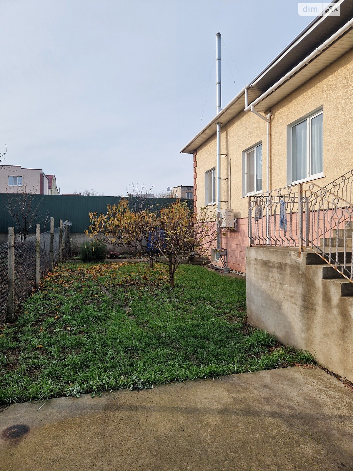 триповерховий будинок з верандою, 264 кв. м, сендвич-панели. Продаж у Нерубайське фото 1