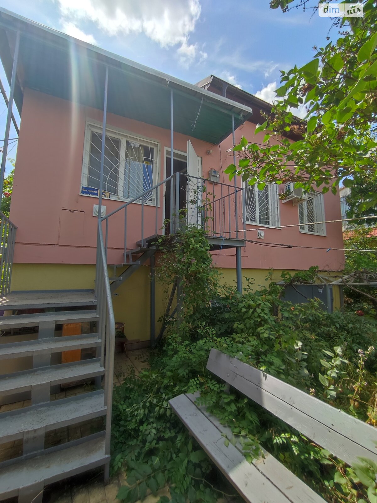 двухэтажный дом с гаражом, 108.3 кв. м, дерево и кирпич. Продажа в Нерубайском фото 1