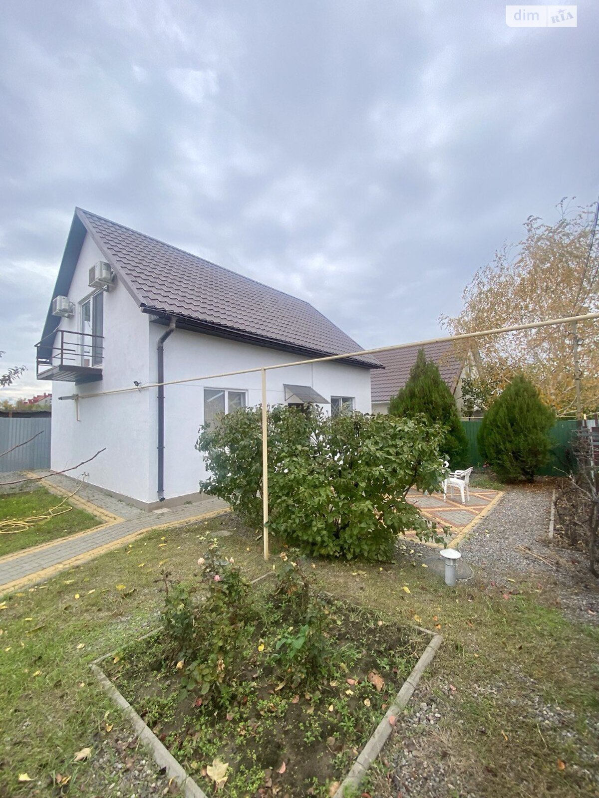 двухэтажный дом с балконом, 110 кв. м, кирпич. Продажа в Нерубайском фото 1