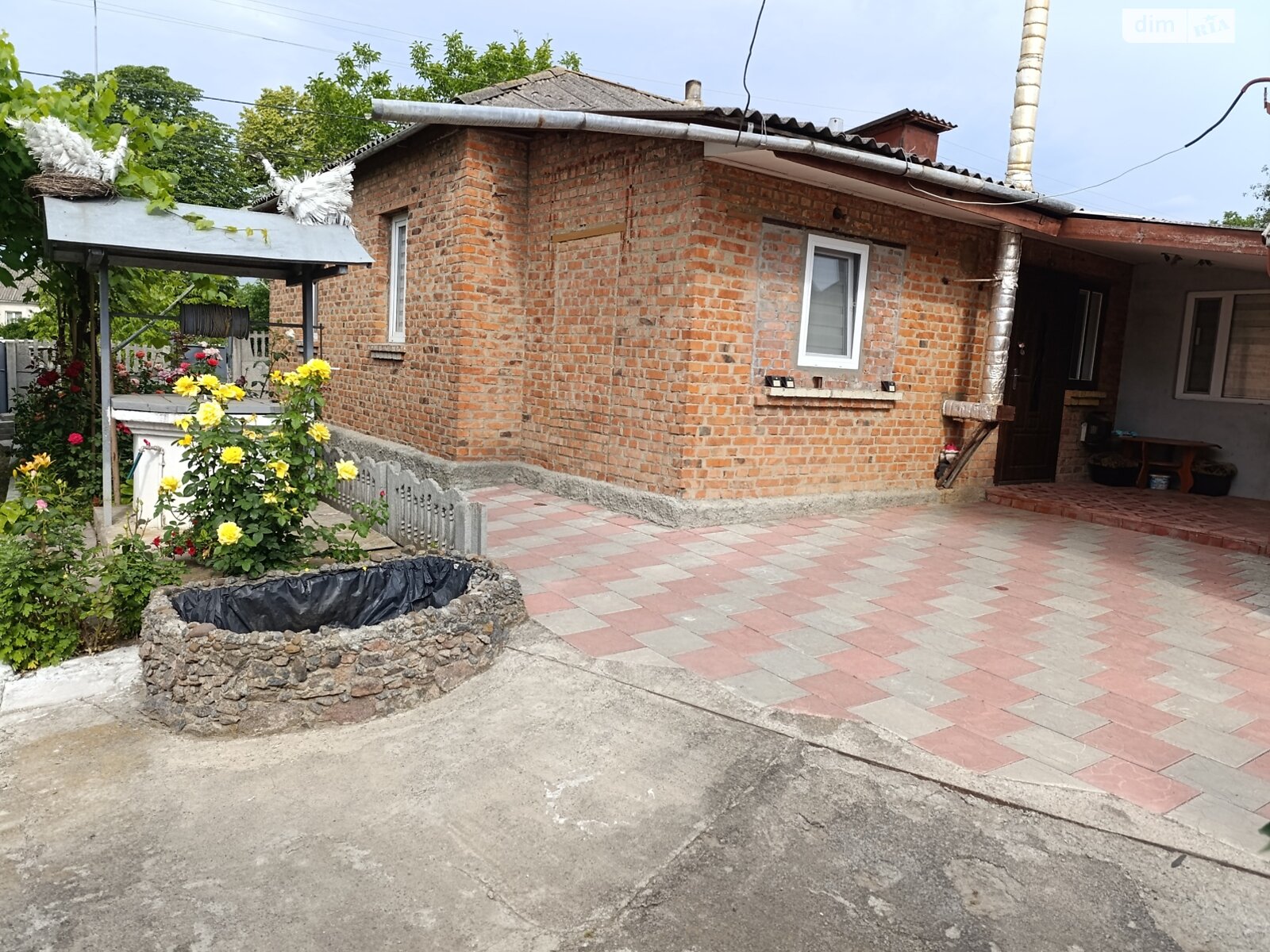 одноэтажный дом с гаражом, 87.1 кв. м, кирпич. Продажа в Нестерварке фото 1