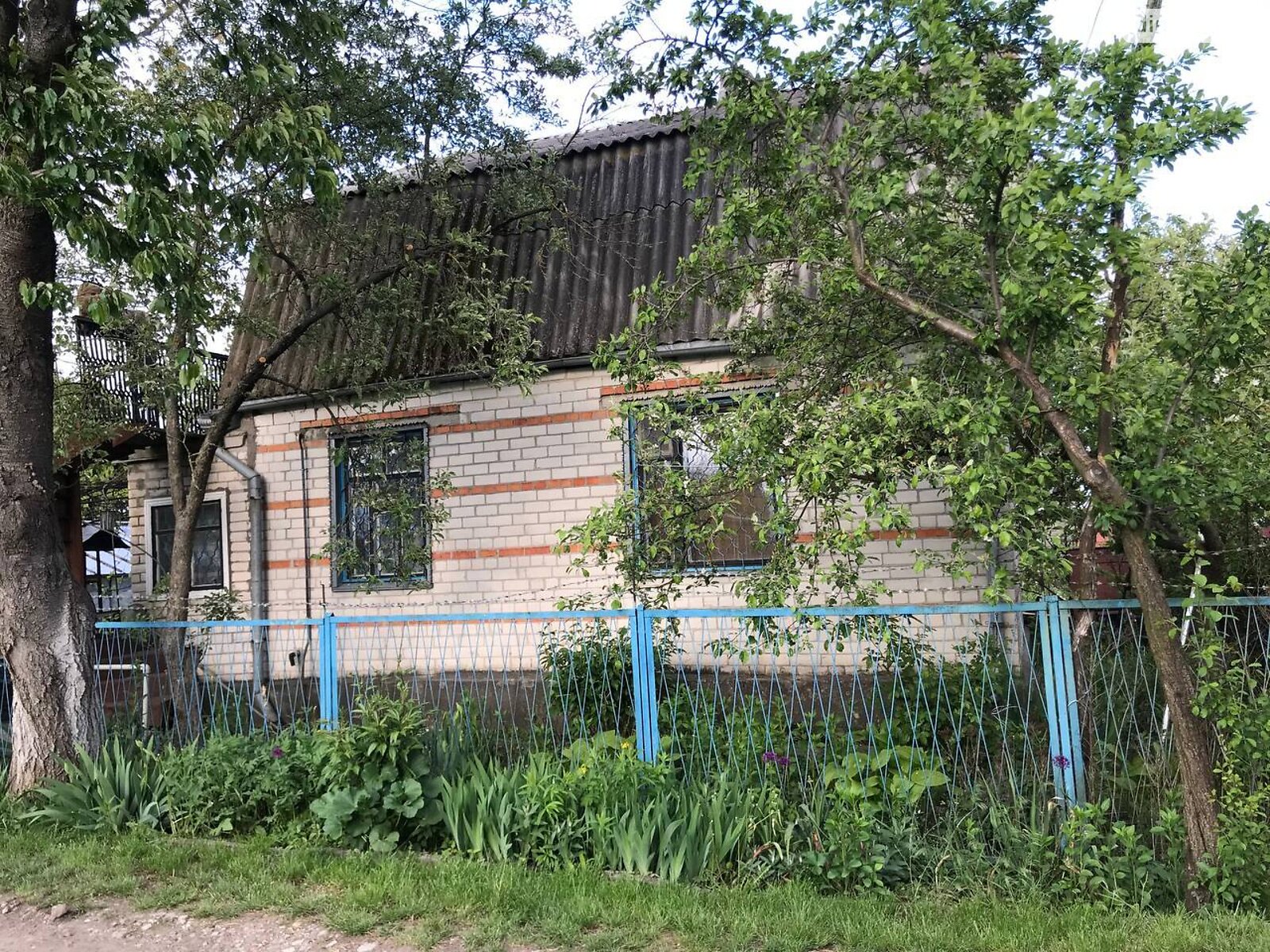 двухэтажный дом беседка, 60 кв. м, кирпич. Продажа в Нетешине район Нетешин фото 1 двухэтажный дом беседка, 60 кв. м, кирпич. Продажа в Нетешине район Нетешин фото 1