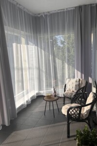 двухэтажный дом с балконом, 249 кв. м, кирпич. Продажа в Невицком фото 2