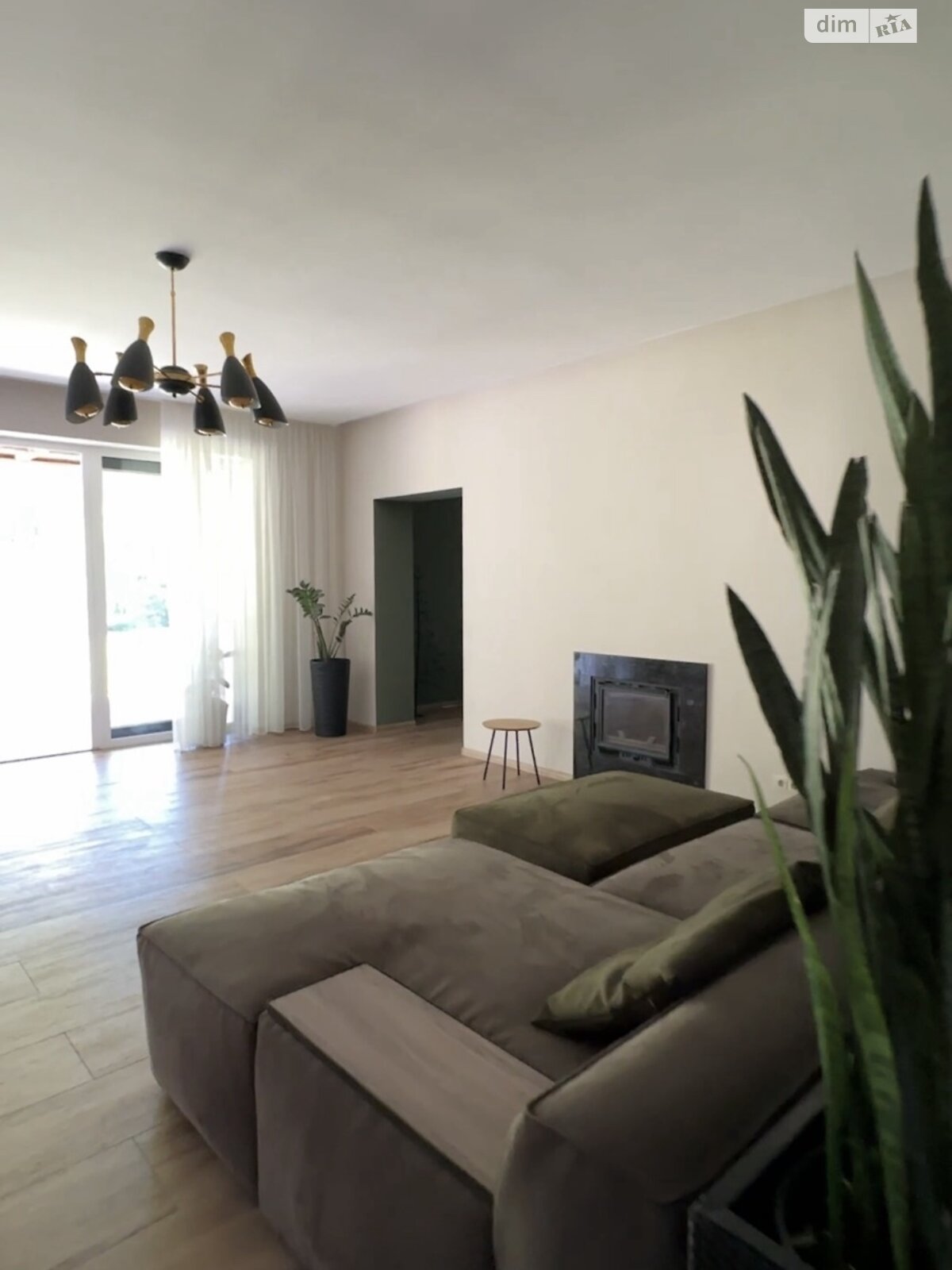 одноповерховий будинок з гаражем, 205 кв. м, цегла. Продаж у Нижньому Солотвині фото 1 одноповерховий будинок з гаражем, 205 кв. м, цегла. Продаж у Нижньому Солотвині фото 1