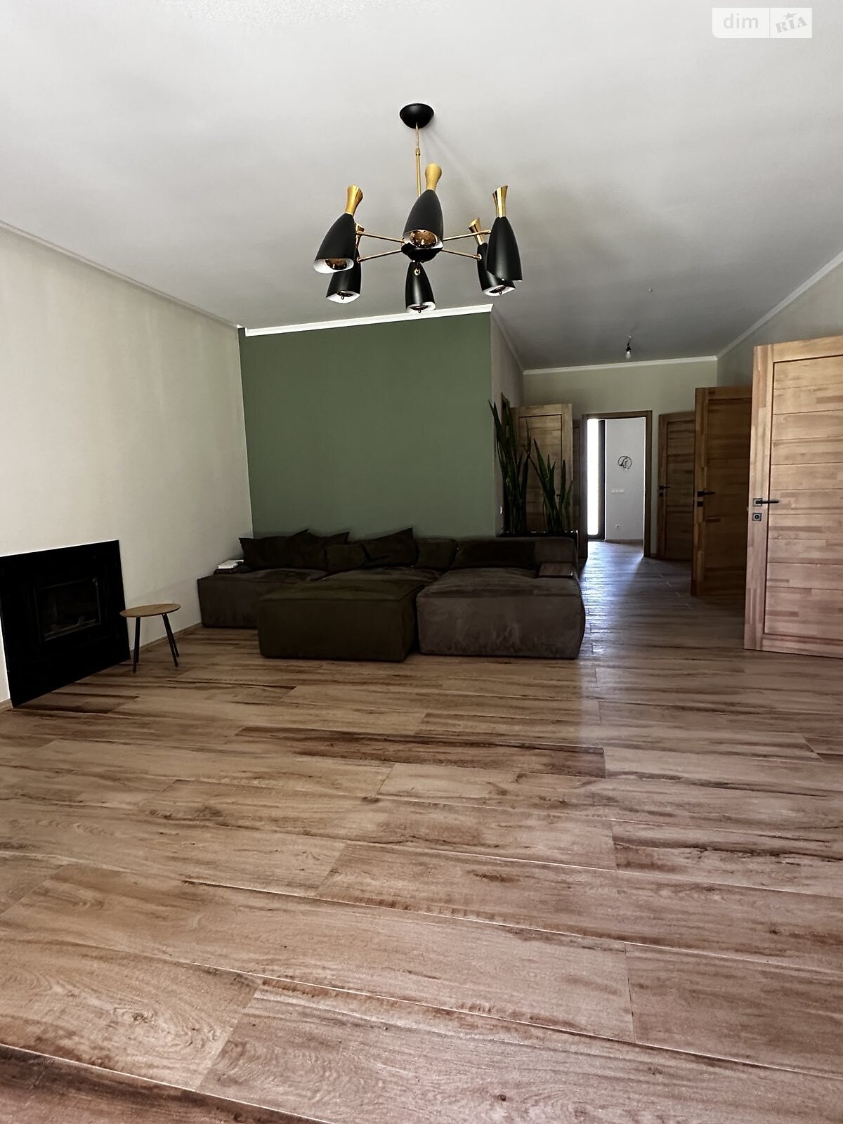 одноповерховий будинок з гаражем, 205 кв. м, цегла. Продаж у Нижньому Солотвині фото 1 одноповерховий будинок з гаражем, 205 кв. м, цегла. Продаж у Нижньому Солотвині фото 1