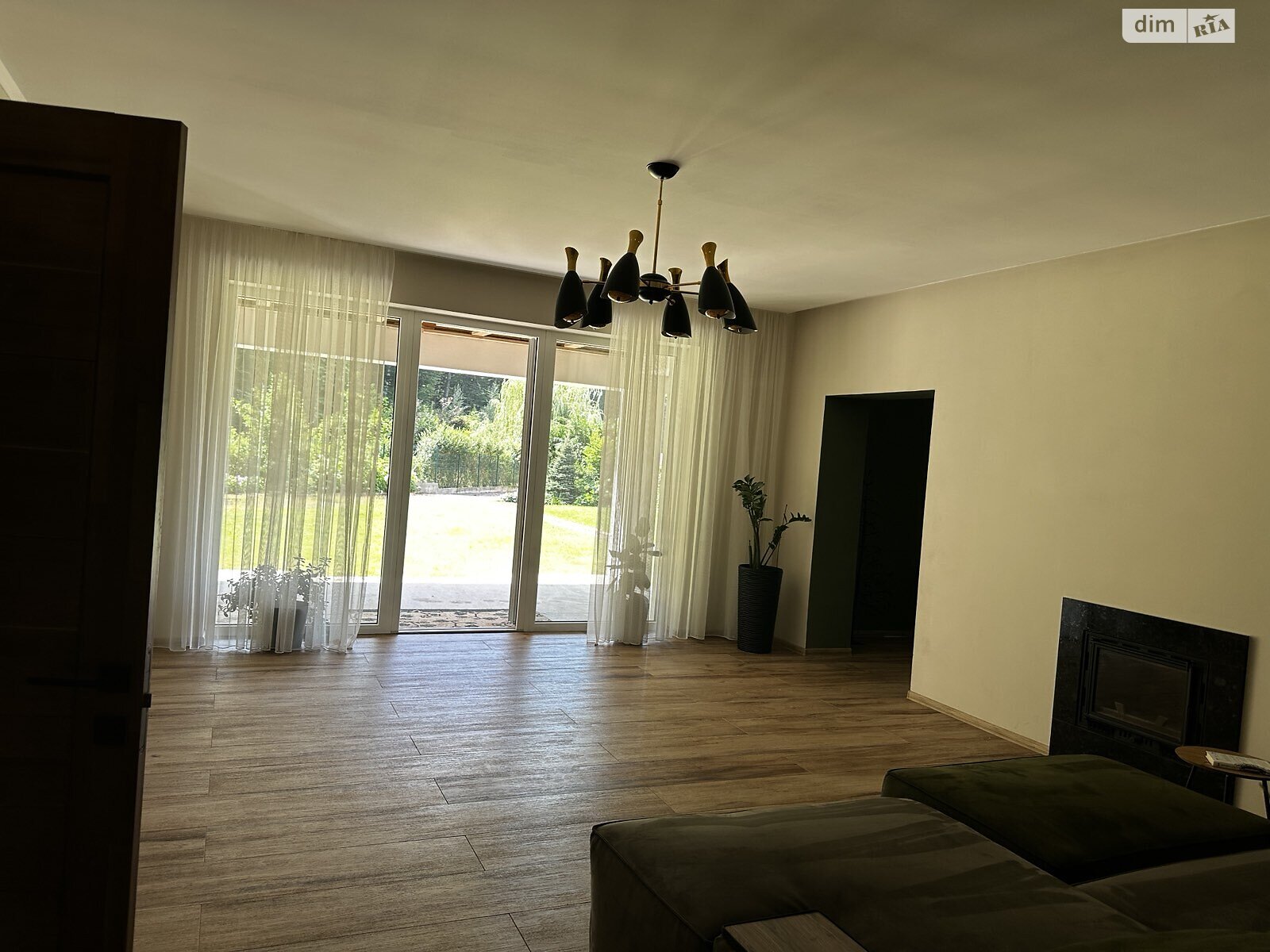 одноповерховий будинок з гаражем, 205 кв. м, цегла. Продаж у Нижньому Солотвині фото 1 одноповерховий будинок з гаражем, 205 кв. м, цегла. Продаж у Нижньому Солотвині фото 1