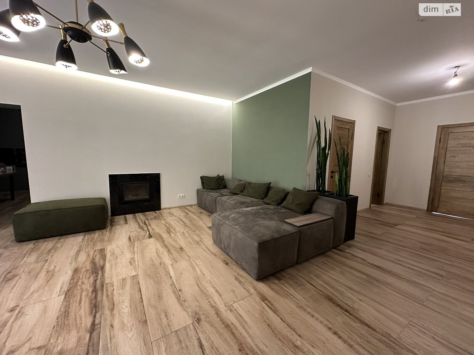 одноповерховий будинок з верандою, 208.6 кв. м, цегла. Продаж у Нижньому Солотвині фото 1 одноповерховий будинок з верандою, 208.6 кв. м, цегла. Продаж у Нижньому Солотвині фото 1