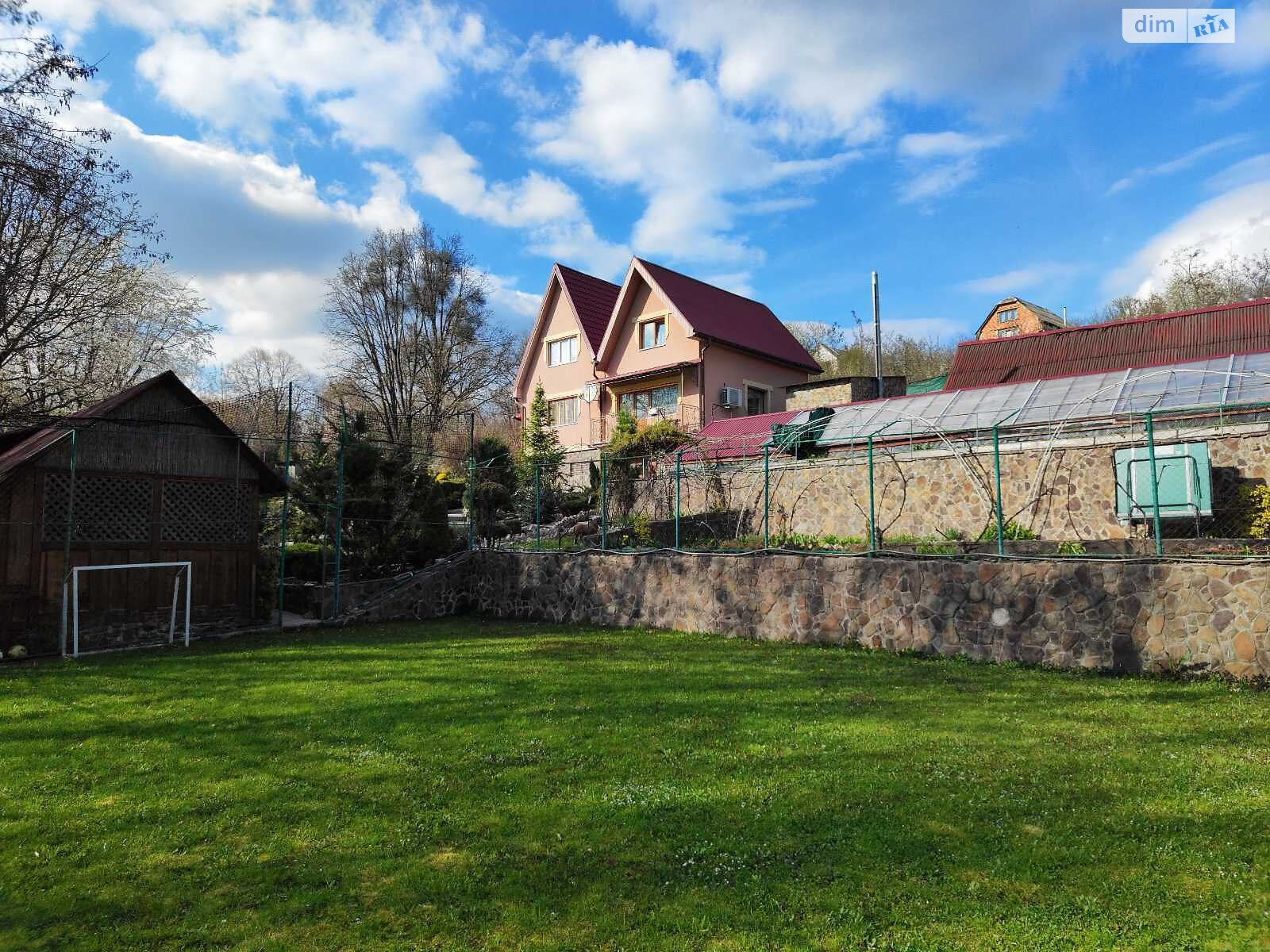 двоповерховий будинок з опаленням, 140 кв. м, цегла. Продаж у Нижньому Солотвині фото 1 двоповерховий будинок з опаленням, 140 кв. м, цегла. Продаж у Нижньому Солотвині фото 1