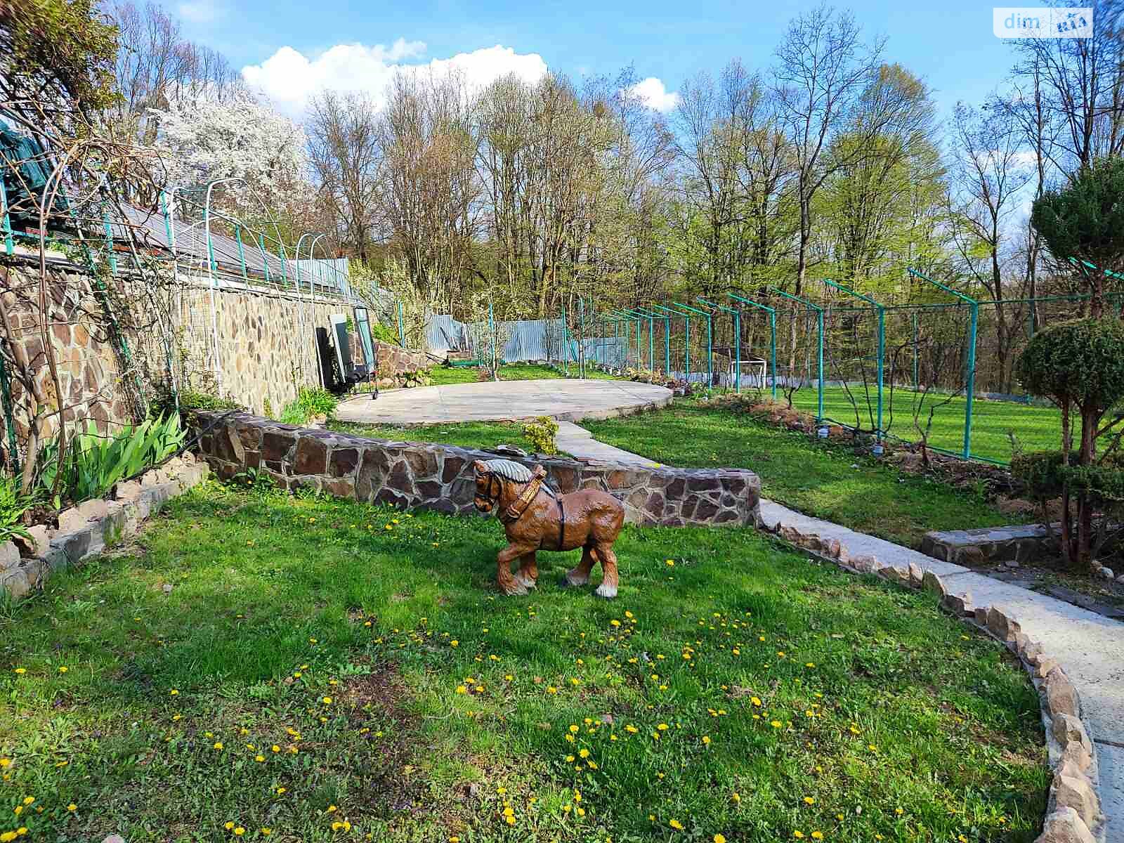 двоповерховий будинок з опаленням, 140 кв. м, цегла. Продаж у Нижньому Солотвині фото 1 двоповерховий будинок з опаленням, 140 кв. м, цегла. Продаж у Нижньому Солотвині фото 1