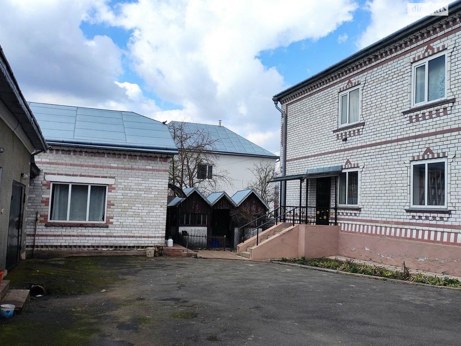 двоповерховий будинок з гаражем, 160 кв. м, цегла. Продаж у Нижніа Лубянках фото 1 двоповерховий будинок з гаражем, 160 кв. м, цегла. Продаж у Нижніа Лубянках фото 1