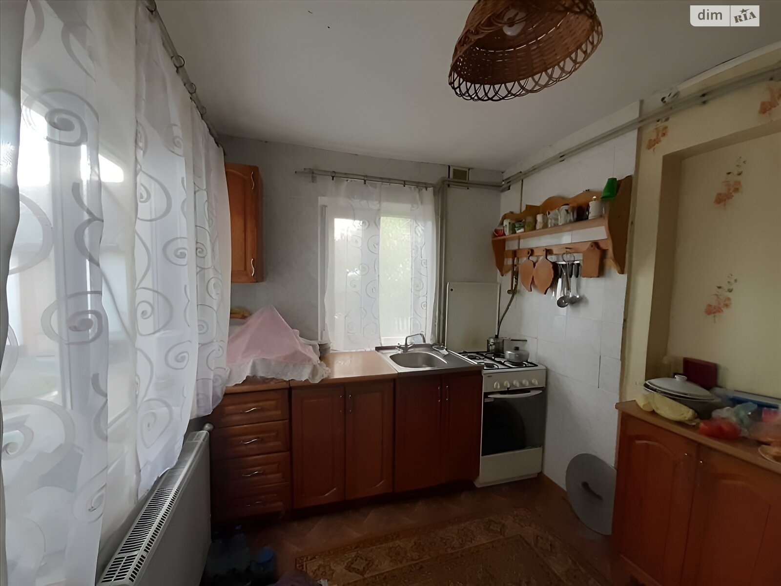 одноэтажный дом с отоплением, 90 кв. м, кирпич. Продажа в Нижних Млынах фото 1 одноэтажный дом с отоплением, 90 кв. м, кирпич. Продажа в Нижних Млынах фото 1