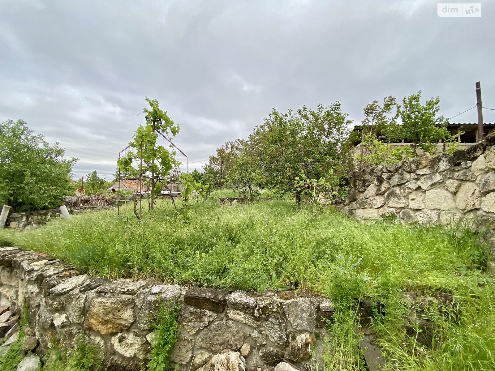 одноэтажный дом с гаражом, 60 кв. м, ракушечник (ракушняк). Продажа в Николаеве фото 1 одноэтажный дом с гаражом, 60 кв. м, ракушечник (ракушняк). Продажа в Николаеве фото 1