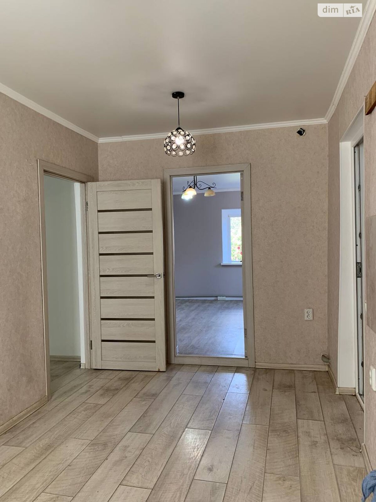 одноэтажный дом с гаражом, 70 кв. м, бутовый камень. Продажа в Николаеве район Корабельный фото 1 одноэтажный дом с гаражом, 70 кв. м, бутовый камень. Продажа в Николаеве район Корабельный фото 1
