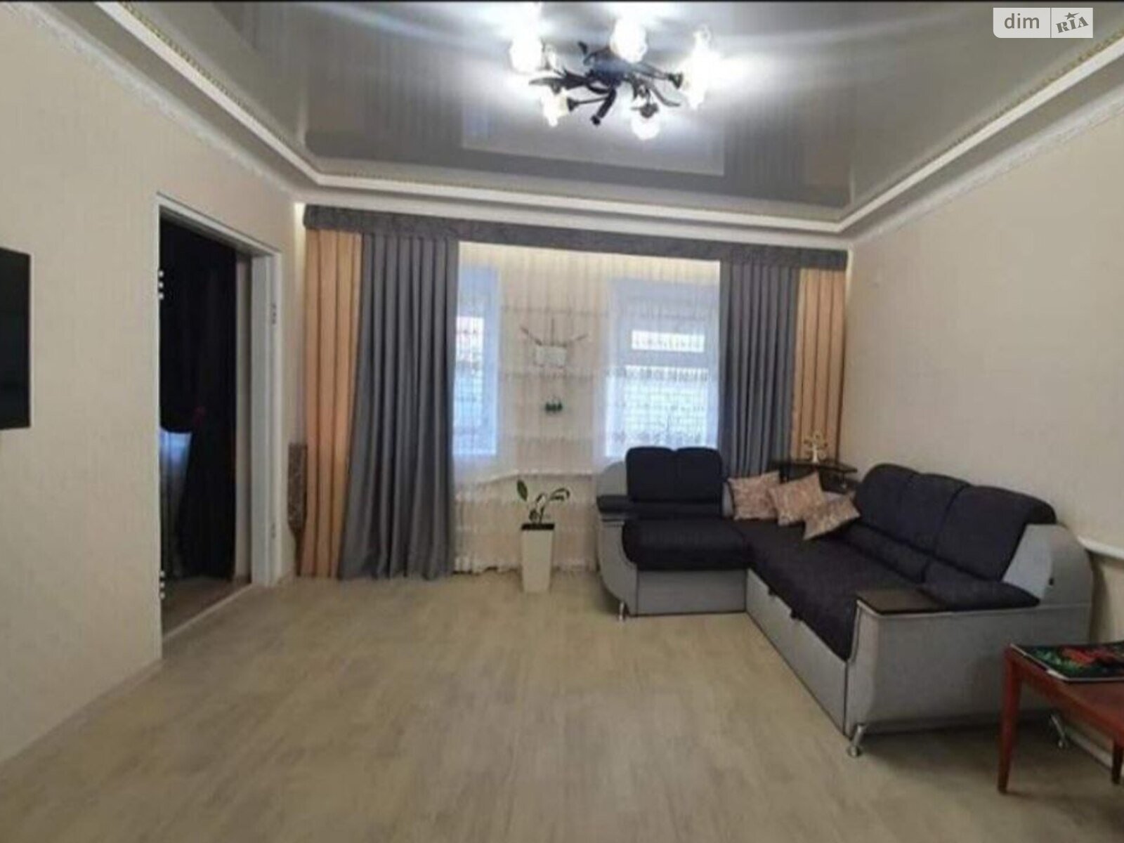 одноэтажный дом с мебелью, 80 кв. м, бутовый камень. Продажа в Николаеве район Корабельный фото 1