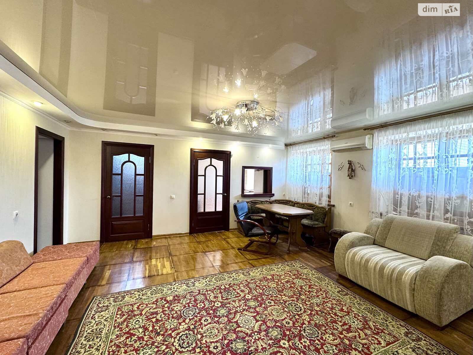 двоповерховий будинок з опаленням, 252.4 кв. м, цегла. Продаж в Миколаєві, район Корабельний фото 1 двоповерховий будинок з опаленням, 252.4 кв. м, цегла. Продаж в Миколаєві, район Корабельний фото 1