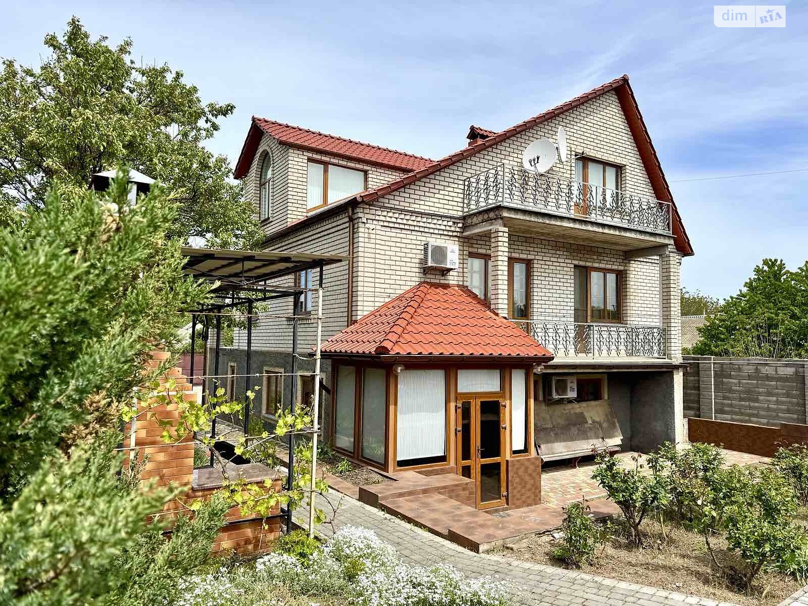 двоповерховий будинок з опаленням, 252.4 кв. м, цегла. Продаж в Миколаєві, район Корабельний фото 1 двоповерховий будинок з опаленням, 252.4 кв. м, цегла. Продаж в Миколаєві, район Корабельний фото 1