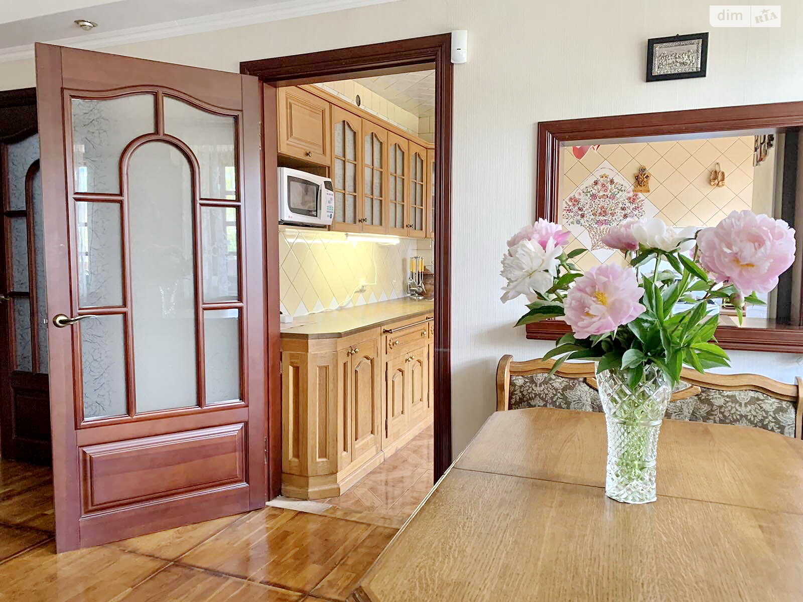 двоповерховий будинок з опаленням, 252.4 кв. м, цегла. Продаж в Миколаєві, район Корабельний фото 1 двоповерховий будинок з опаленням, 252.4 кв. м, цегла. Продаж в Миколаєві, район Корабельний фото 1