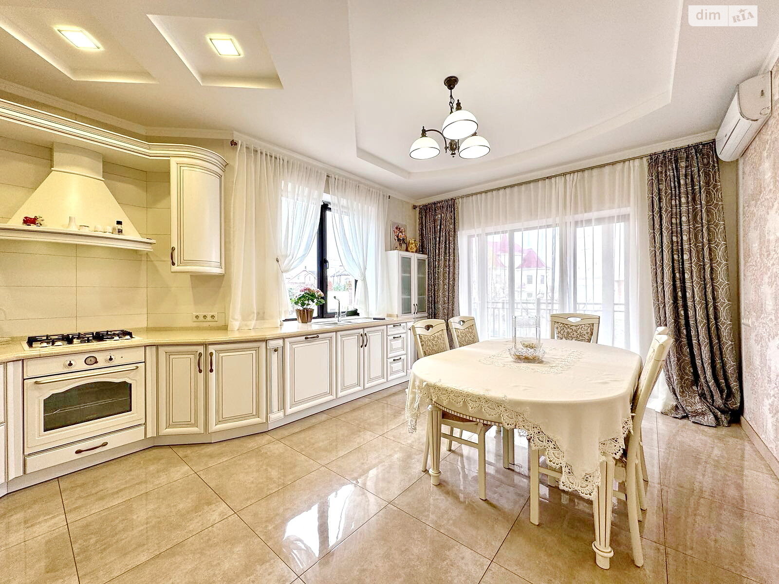 двухэтажный дом с балконом, 263.4 кв. м, поротерм. Продажа в Николаеве район Корабельный фото 1 двухэтажный дом с балконом, 263.4 кв. м, поротерм. Продажа в Николаеве район Корабельный фото 1