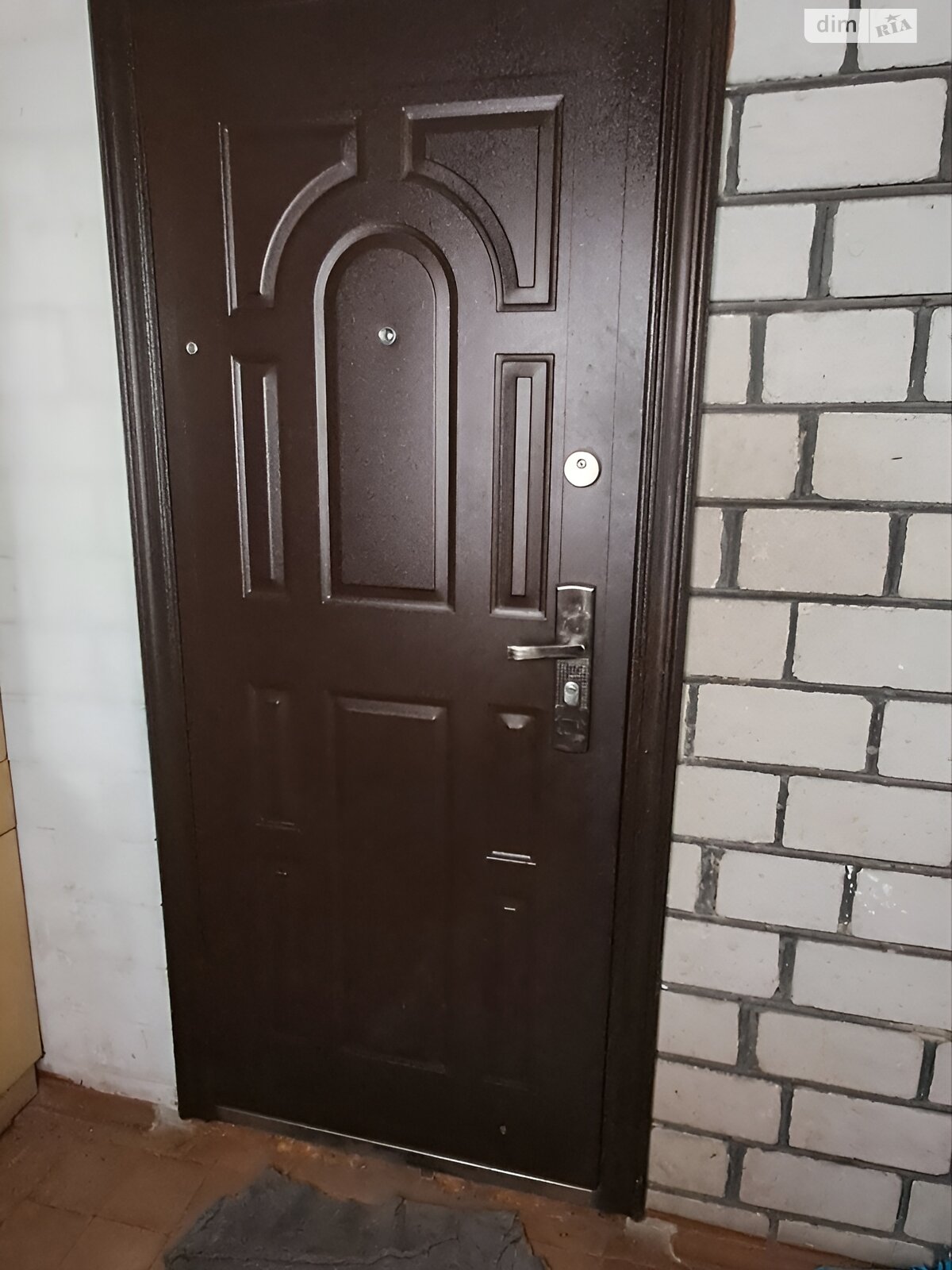 двоповерховий будинок з гаражем, 260 кв. м, цегла. Продаж в Миколаєві, район Корабельний фото 1 двоповерховий будинок з гаражем, 260 кв. м, цегла. Продаж в Миколаєві, район Корабельний фото 1