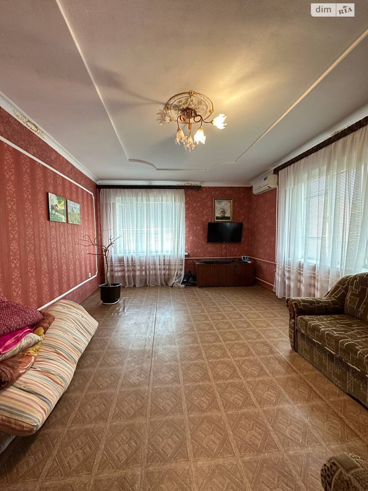 двоповерховий будинок з гаражем, 260 кв. м, цегла. Продаж в Миколаєві, район Корабельний фото 1 двоповерховий будинок з гаражем, 260 кв. м, цегла. Продаж в Миколаєві, район Корабельний фото 1