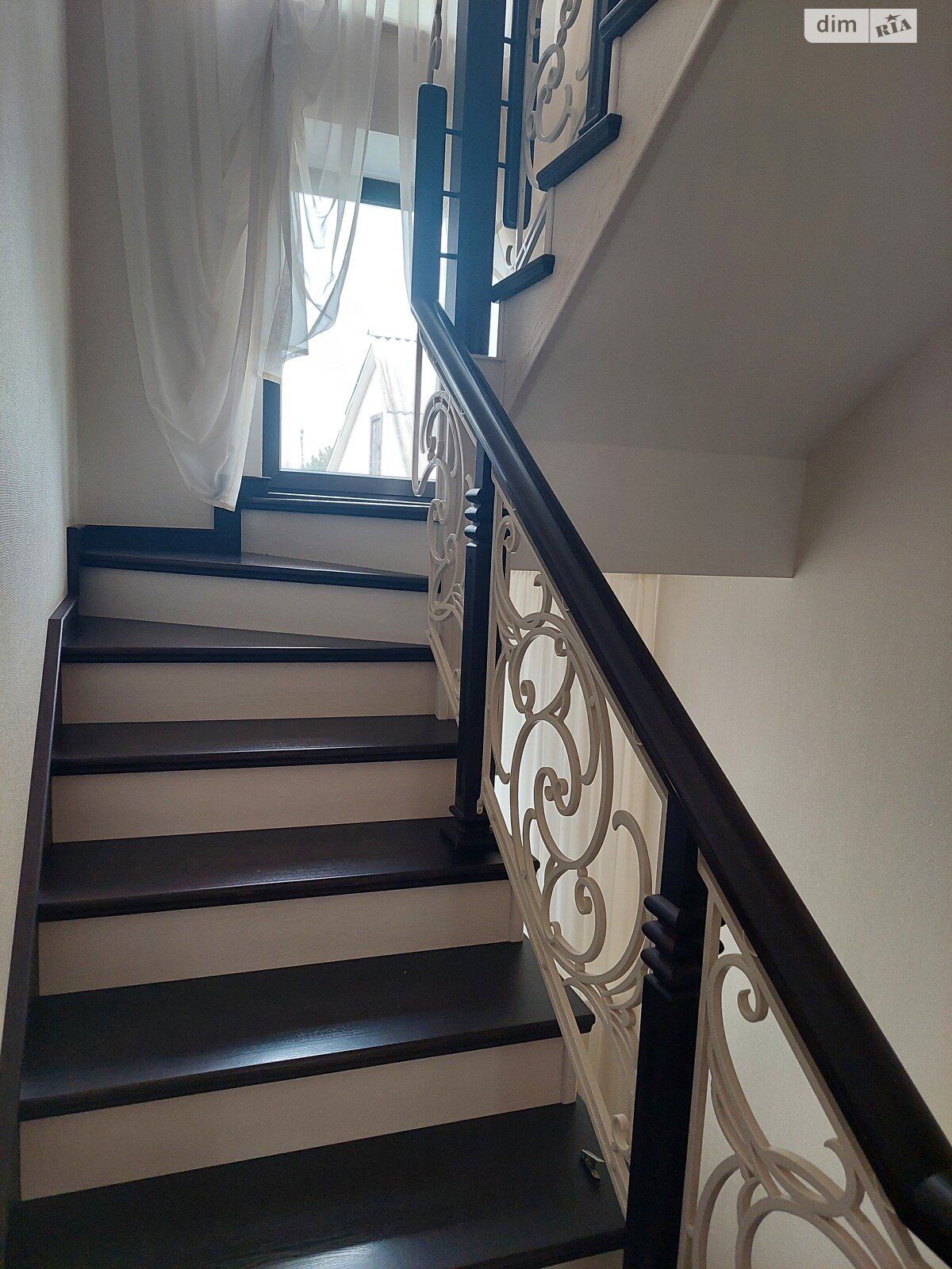 двоповерховий будинок з гаражем, 264 кв. м, керамічний блок. Продаж в Миколаєві, район Корабельний фото 1 двоповерховий будинок з гаражем, 264 кв. м, керамічний блок. Продаж в Миколаєві, район Корабельний фото 1