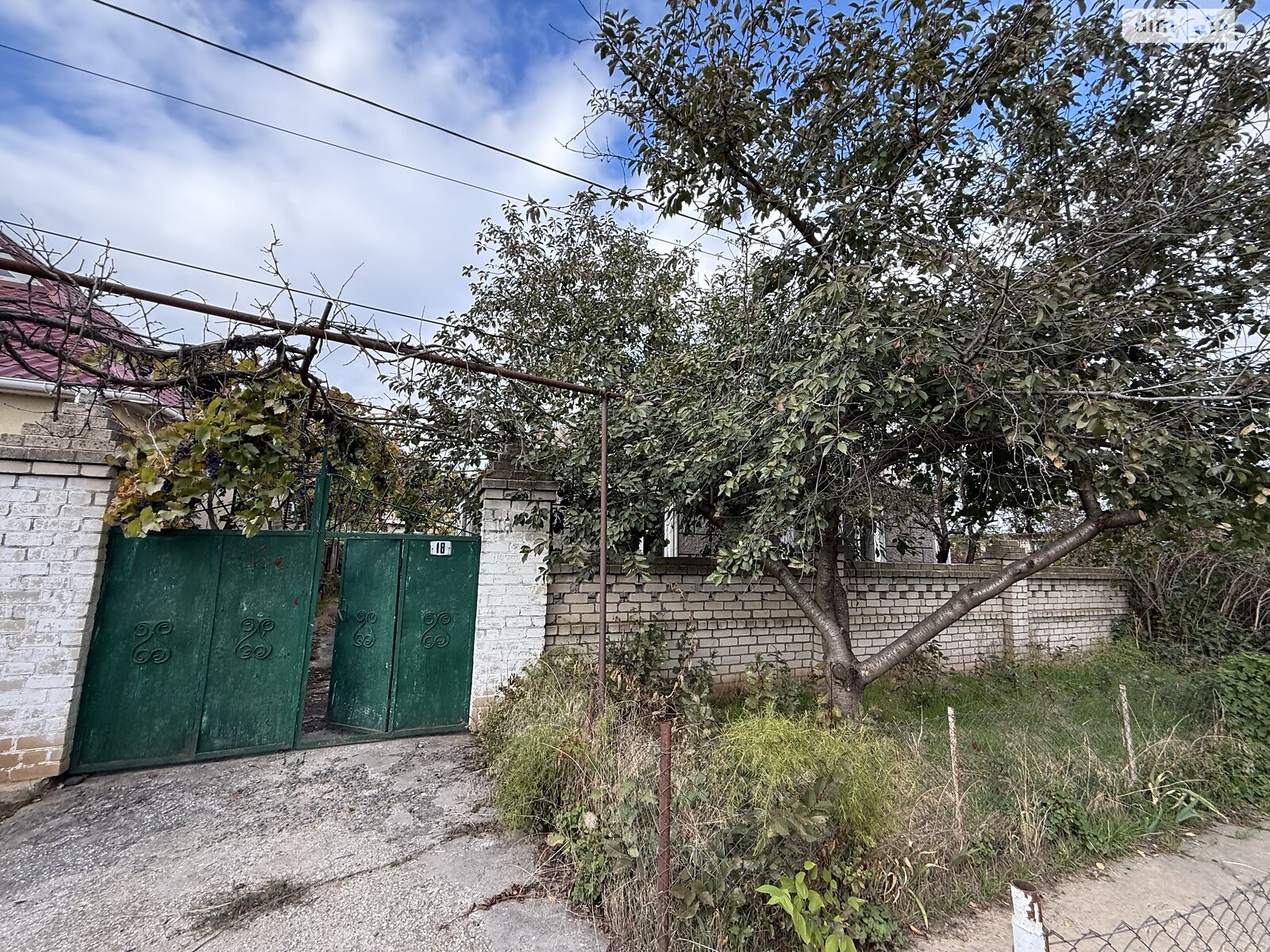 одноэтажный дом с гаражом, 98 кв. м, кирпич. Продажа в Николаеве фото 1