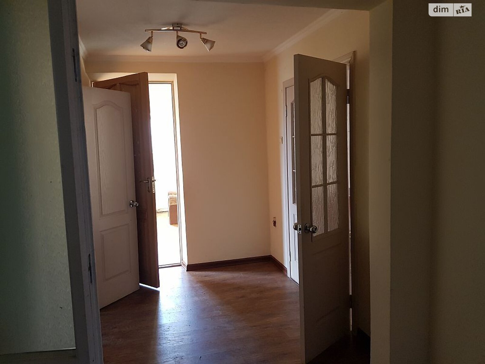триповерховий будинок з верандою, 408.2 кв. м, керамзітобетон. Продаж в Миколаєві, район Ракетне Урочище фото 1 триповерховий будинок з верандою, 408.2 кв. м, керамзітобетон. Продаж в Миколаєві, район Ракетне Урочище фото 1