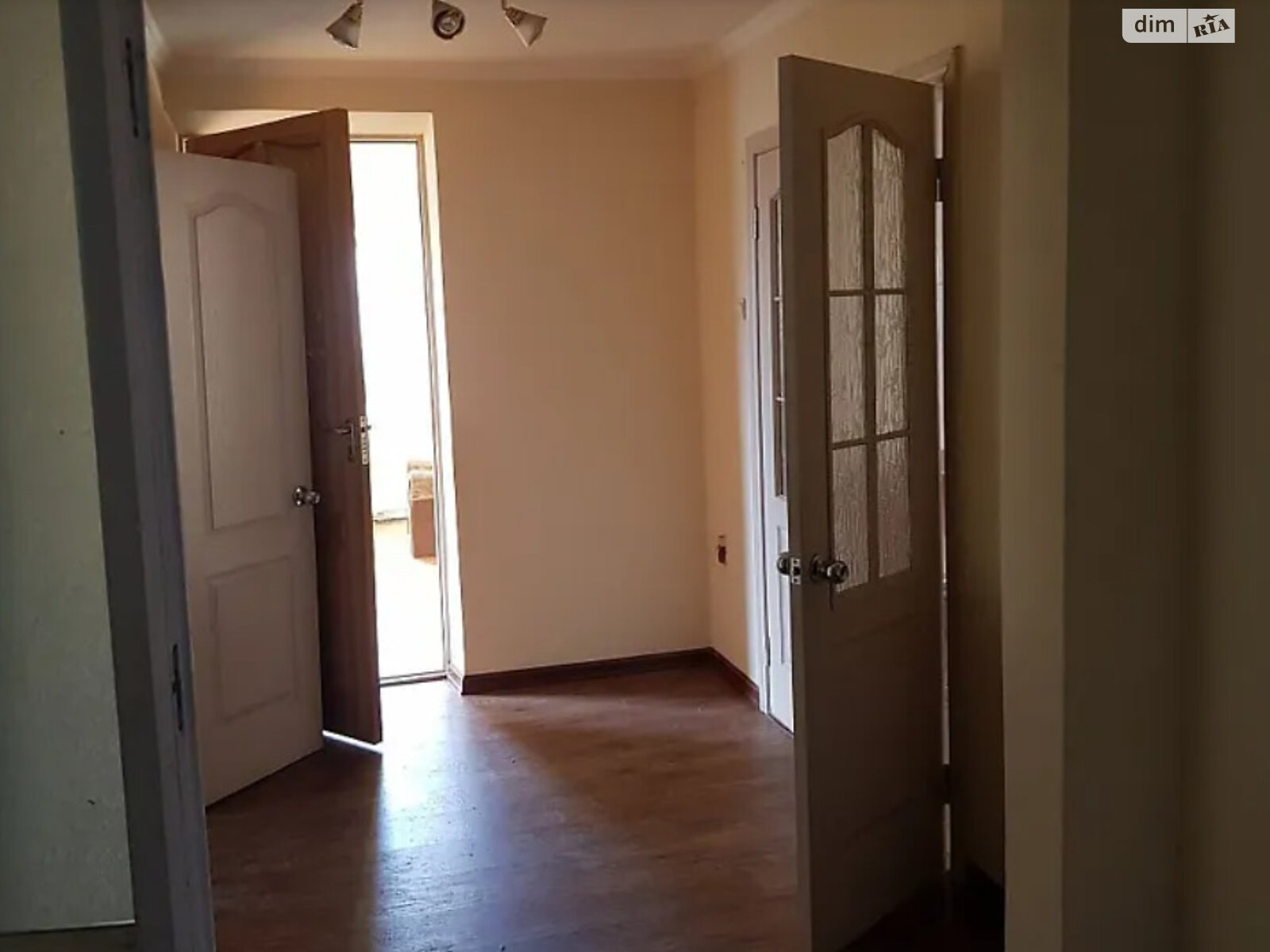 трехэтажный дом с верандой, 408.2 кв. м, керамзитобетон. Продажа в Николаеве район Ракетное Урочище фото 1 трехэтажный дом с верандой, 408.2 кв. м, керамзитобетон. Продажа в Николаеве район Ракетное Урочище фото 1