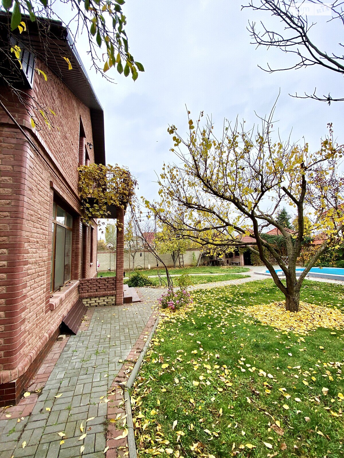 двоповерховий будинок з гаражем, 298.9 кв. м, ракушняк. Продаж в Миколаєві, район Ракетне Урочище фото 1