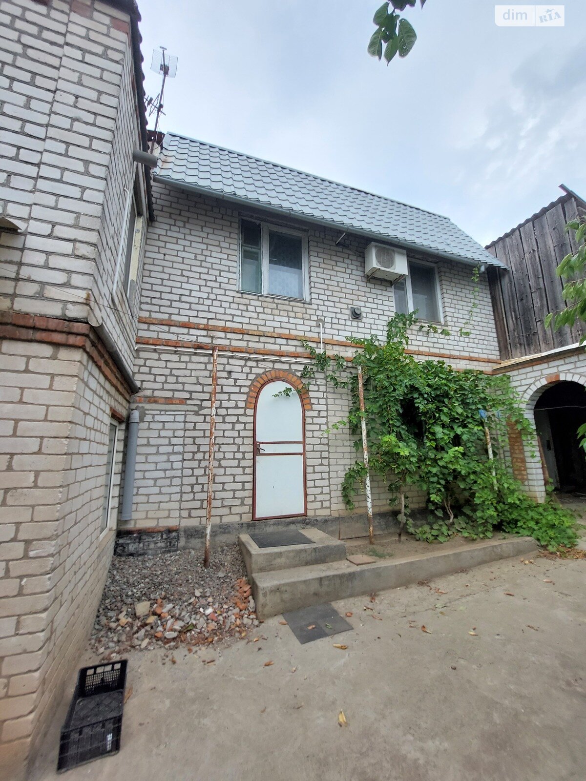 двухэтажный дом с гаражом, 170 кв. м, кирпич. Продажа в Николаеве район Ракетное Урочище фото 1