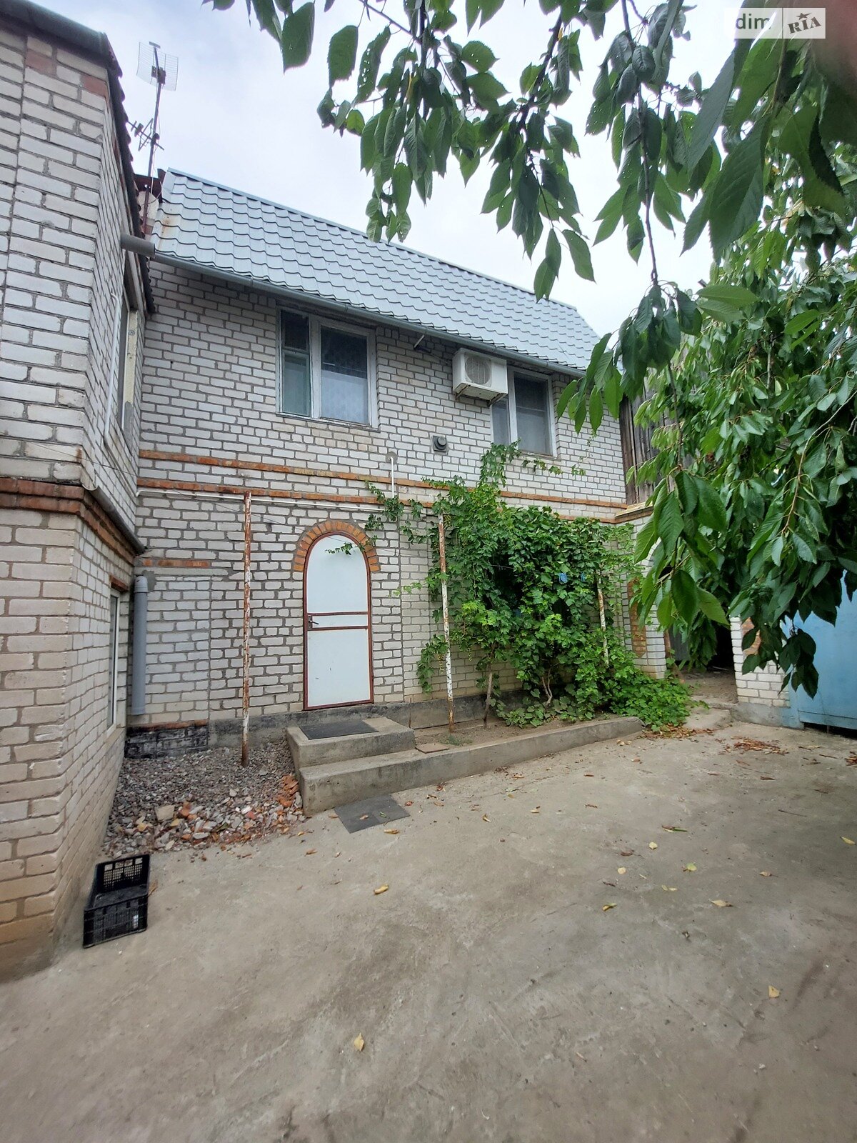 двухэтажный дом с гаражом, 170 кв. м, кирпич. Продажа в Николаеве район Ракетное Урочище фото 1