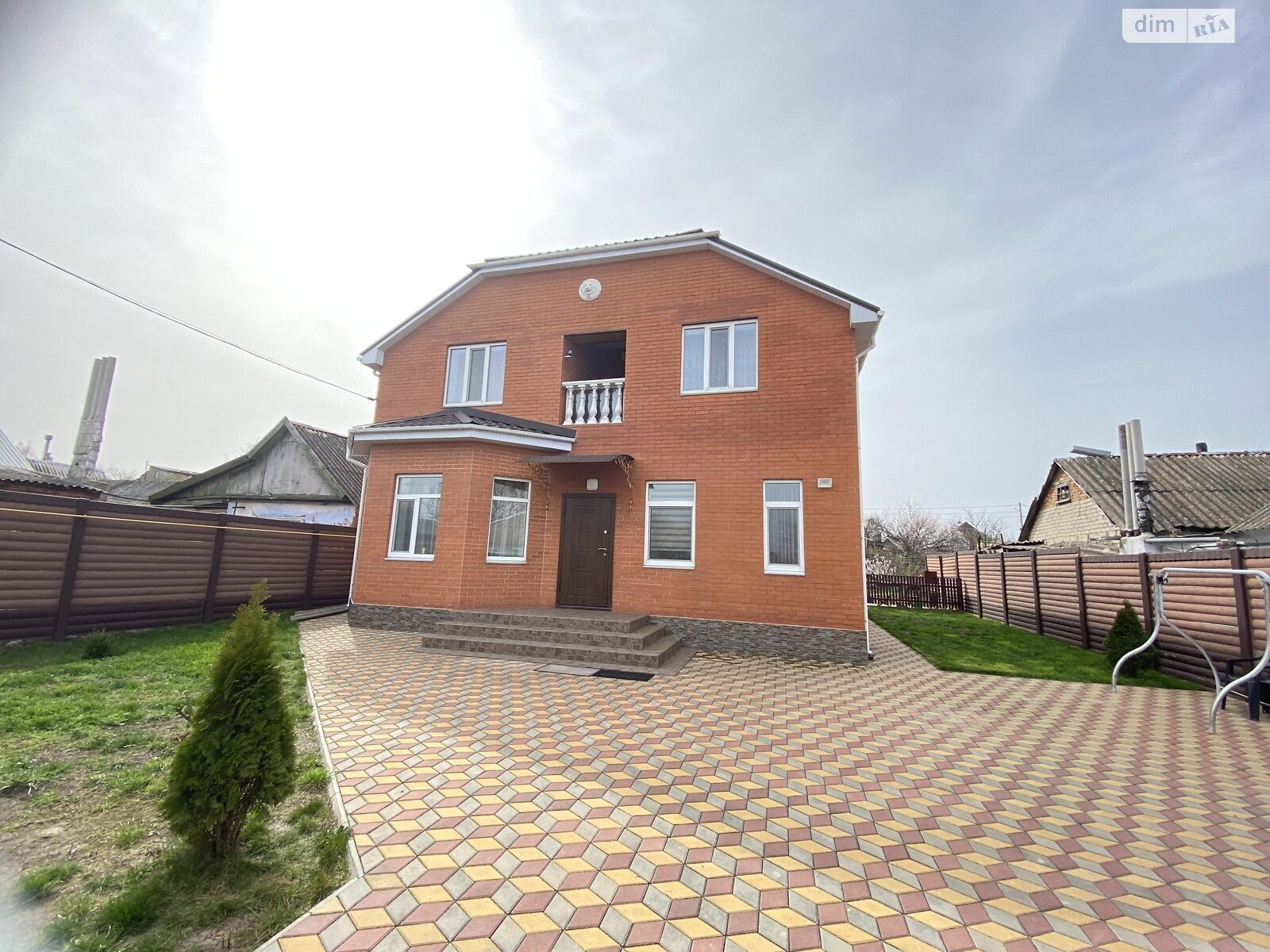 двухэтажный дом, 180 кв. м, кирпич. Продажа в Николаеве район Широкая Балка фото 1