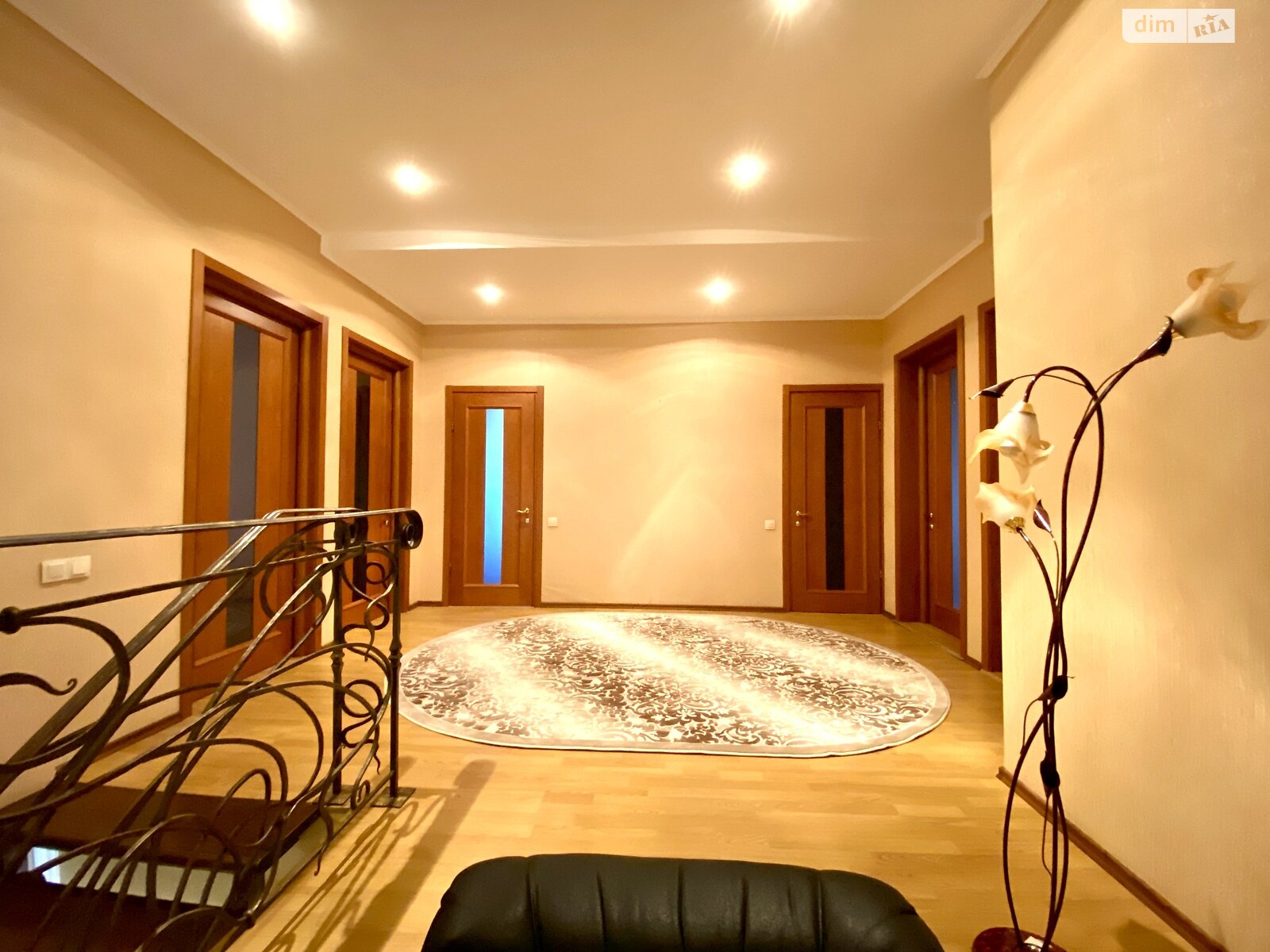 двухэтажный дом с гаражом, 212 кв. м, шлакоблок. Продажа в Николаеве район Корабельный фото 1 двухэтажный дом с гаражом, 212 кв. м, шлакоблок. Продажа в Николаеве район Корабельный фото 1