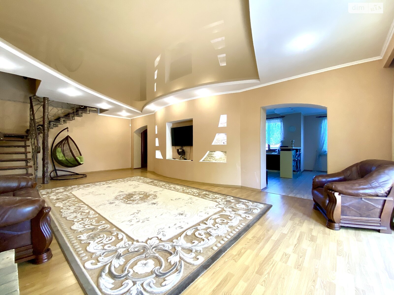 двухэтажный дом с гаражом, 212 кв. м, шлакоблок. Продажа в Николаеве район Корабельный фото 1 двухэтажный дом с гаражом, 212 кв. м, шлакоблок. Продажа в Николаеве район Корабельный фото 1