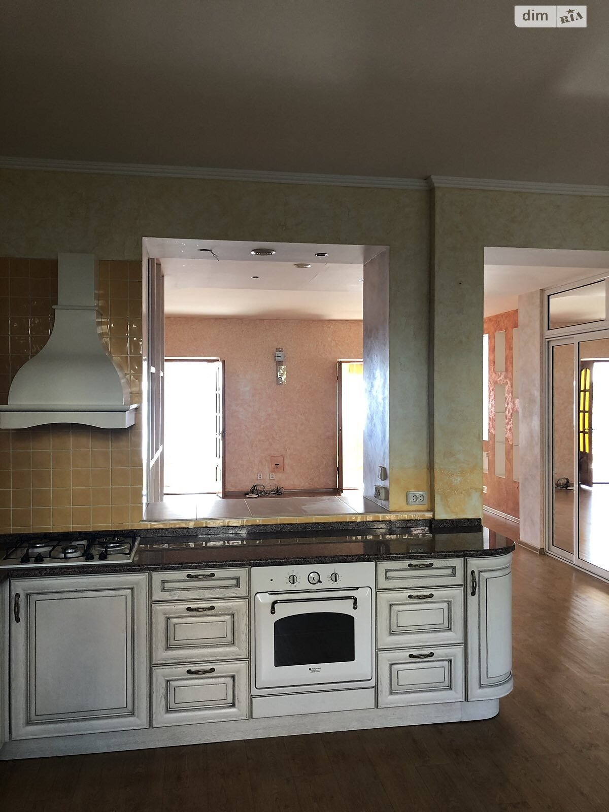 триповерховий будинок з верандою, 389.1 кв. м, піноблок. Продаж в Миколаєві, район Соляні фото 1 триповерховий будинок з верандою, 389.1 кв. м, піноблок. Продаж в Миколаєві, район Соляні фото 1