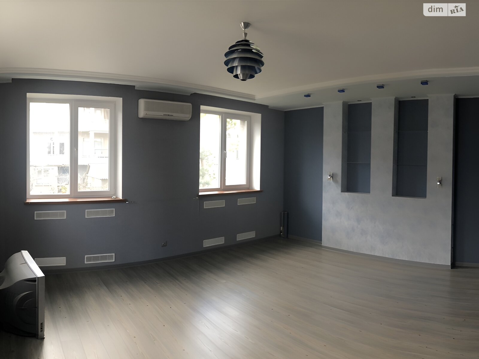 триповерховий будинок з верандою, 389.1 кв. м, піноблок. Продаж в Миколаєві, район Соляні фото 1 триповерховий будинок з верандою, 389.1 кв. м, піноблок. Продаж в Миколаєві, район Соляні фото 1