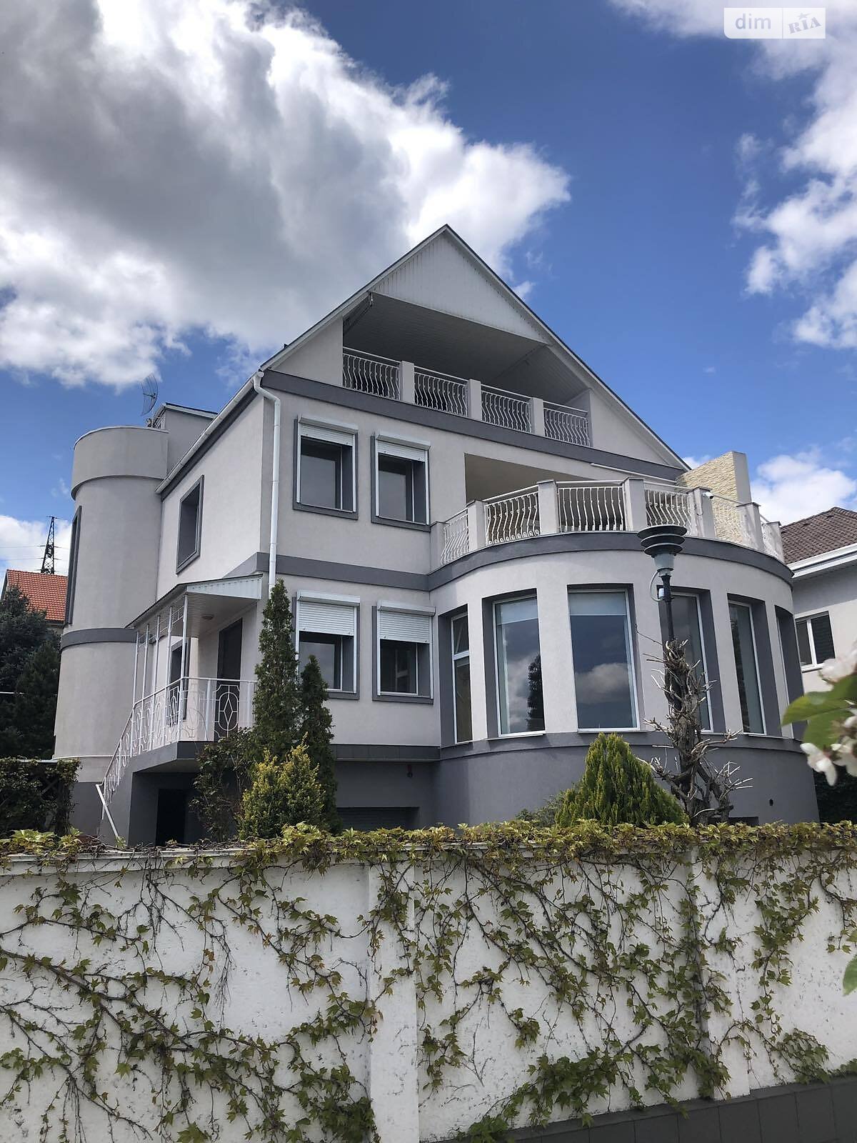 триповерховий будинок з верандою, 389.1 кв. м, піноблок. Продаж в Миколаєві, район Соляні фото 1 триповерховий будинок з верандою, 389.1 кв. м, піноблок. Продаж в Миколаєві, район Соляні фото 1
