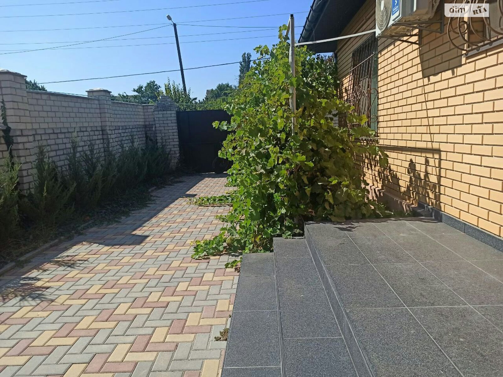 двухэтажный дом с верандой, 205 кв. м, ракушечник (ракушняк). Продажа в Николаеве район Соляные фото 1 двухэтажный дом с верандой, 205 кв. м, ракушечник (ракушняк). Продажа в Николаеве район Соляные фото 1
