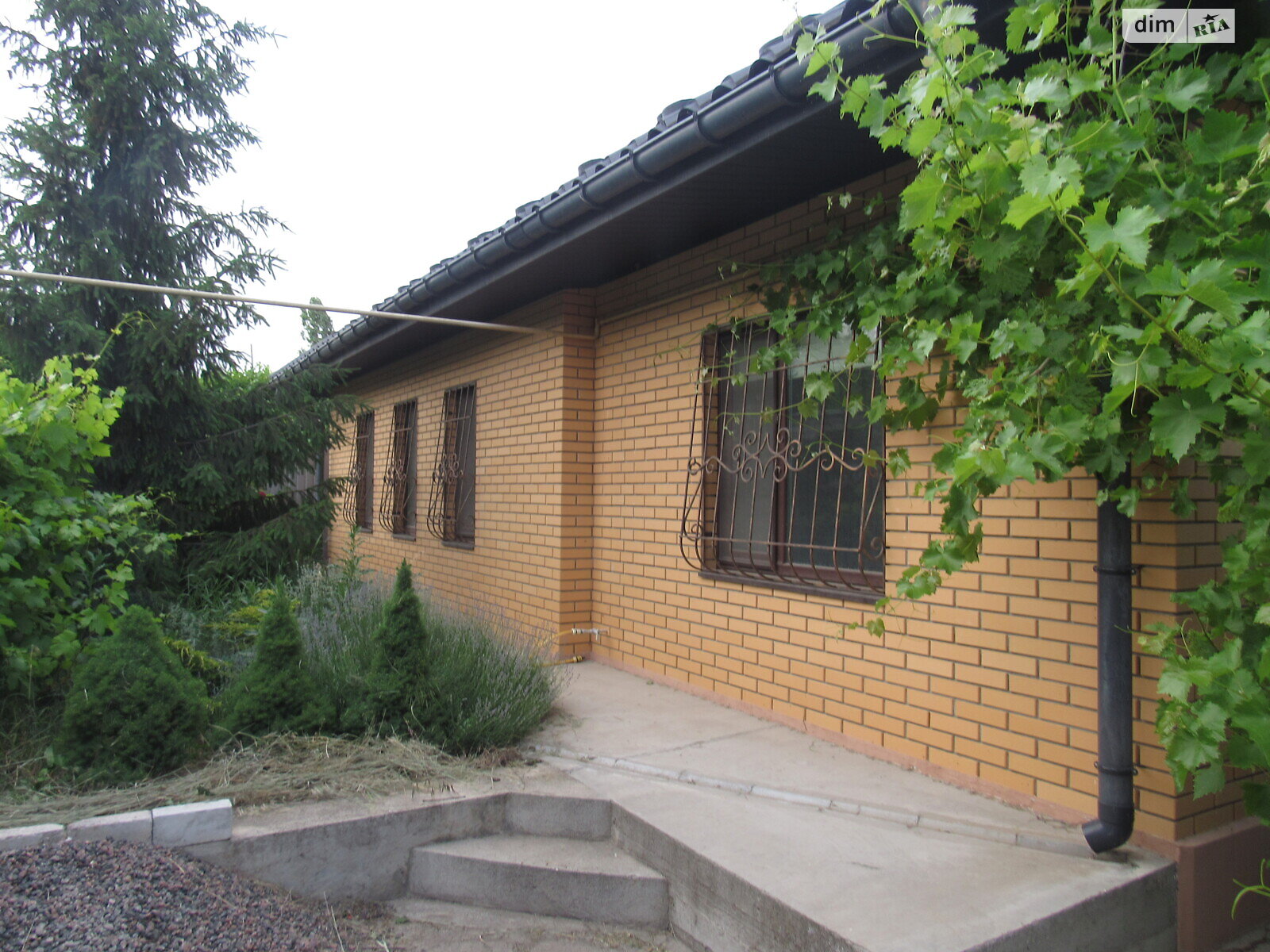 двухэтажный дом с верандой, 205 кв. м, ракушечник (ракушняк). Продажа в Николаеве район Соляные фото 1 двухэтажный дом с верандой, 205 кв. м, ракушечник (ракушняк). Продажа в Николаеве район Соляные фото 1
