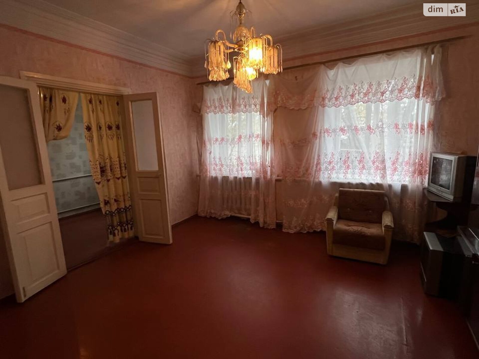 одноэтажный дом с гаражом, 125 кв. м, кирпич. Продажа в Николаеве район Старый Водопой фото 1 одноэтажный дом с гаражом, 125 кв. м, кирпич. Продажа в Николаеве район Старый Водопой фото 1